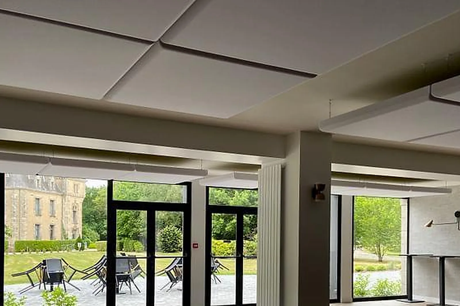 Lieux événementiels, SALLE DE RÉUNION ET DE FORMATION EN PLEIN CŒUR DE PARIS