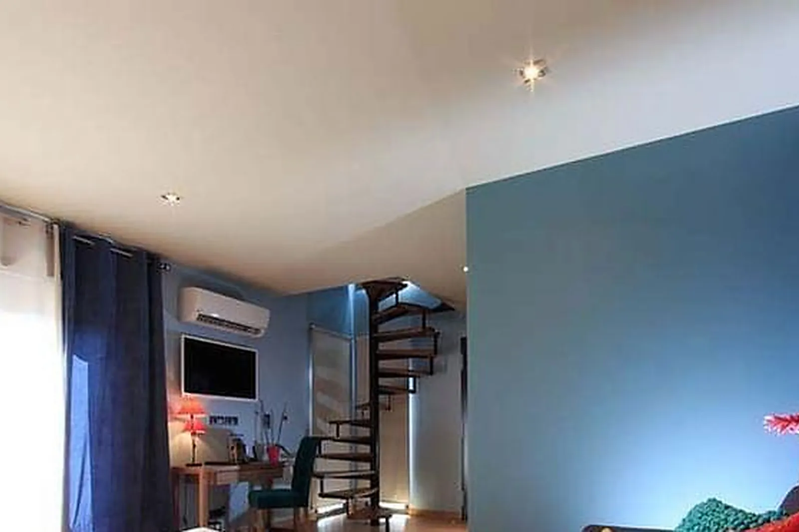 Lieux événementiels, TINY YOGA CLUB