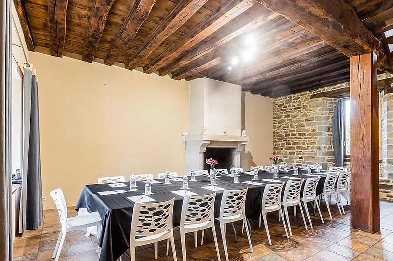 Lieux événementiels, THIS IS BLIND TEST 17ÈME