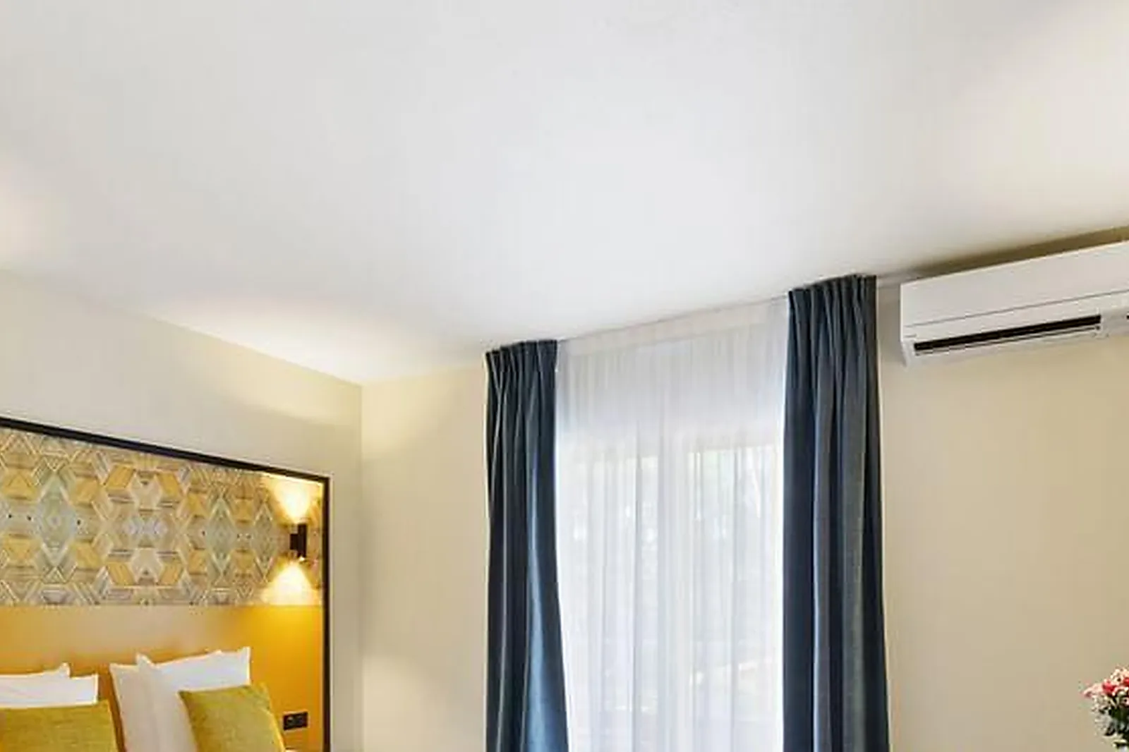 Lieux événementiels, DOMAINE DE ROQUEROUSSE***