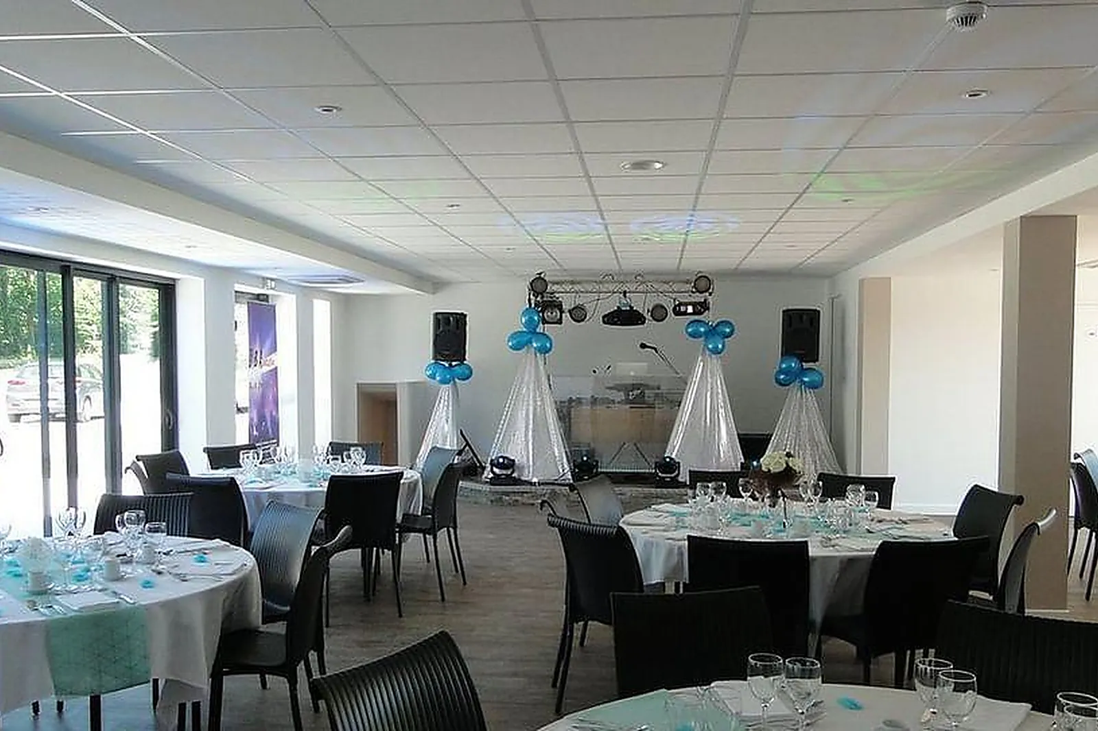 Lieux événementiels, DOMAINE DE L'AÉROPISTE