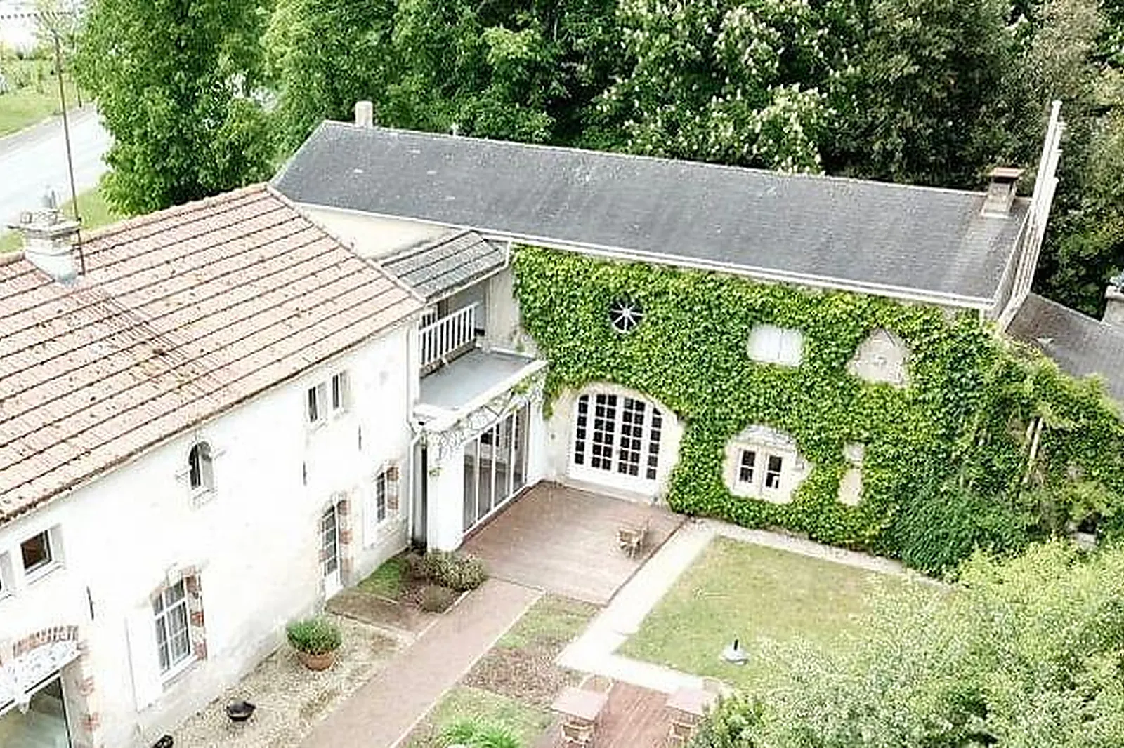 Lieux événementiels, DOMAINE DE LA COURT D’ARON