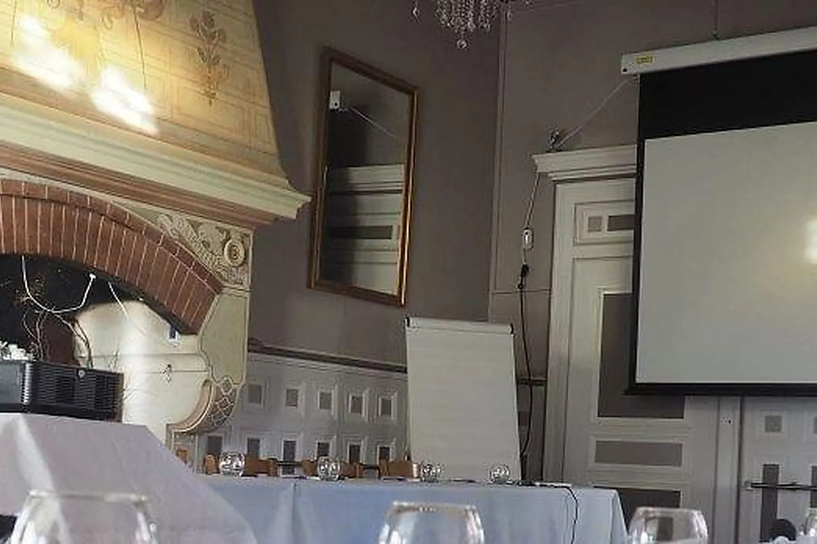 Lieux événementiels, HOTEL LE GRAND BALCON