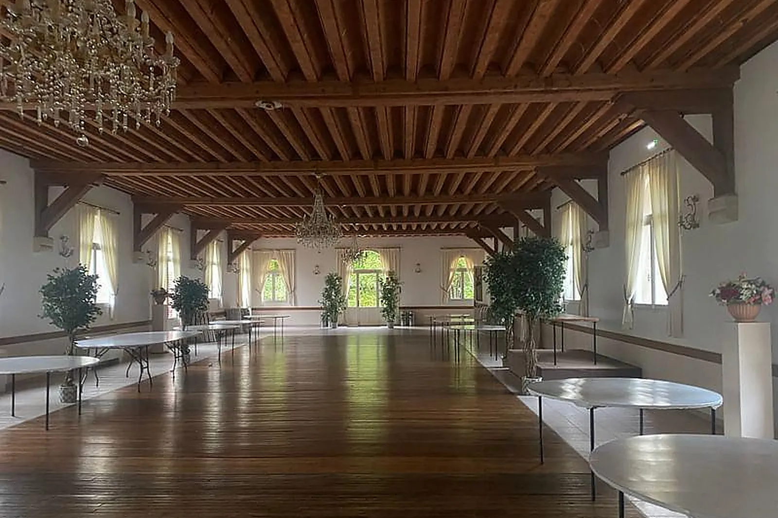 Lieux événementiels, BUREAUX PARADIS