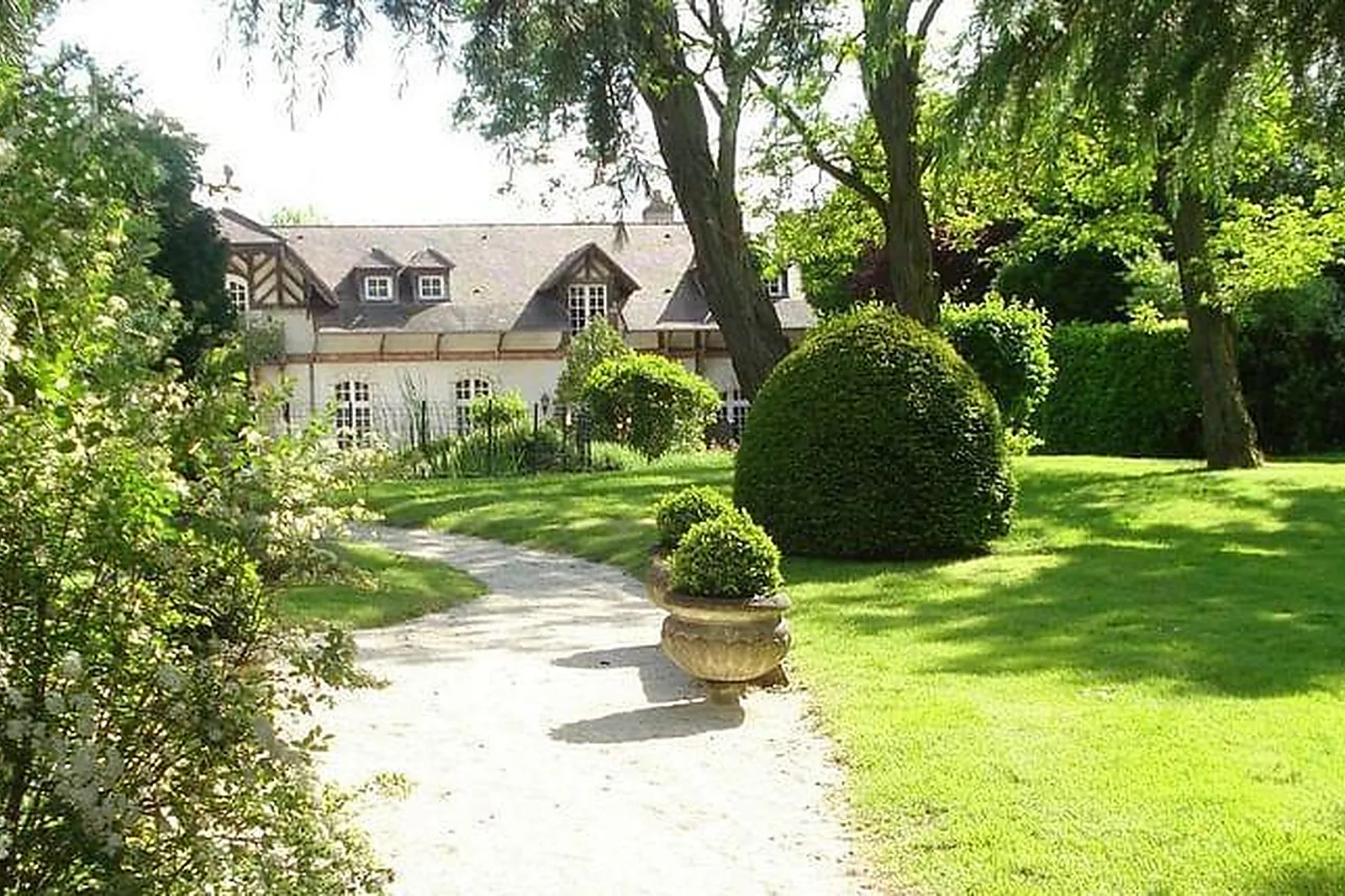 Lieux événementiels, DOMAINE DES ACACIAS