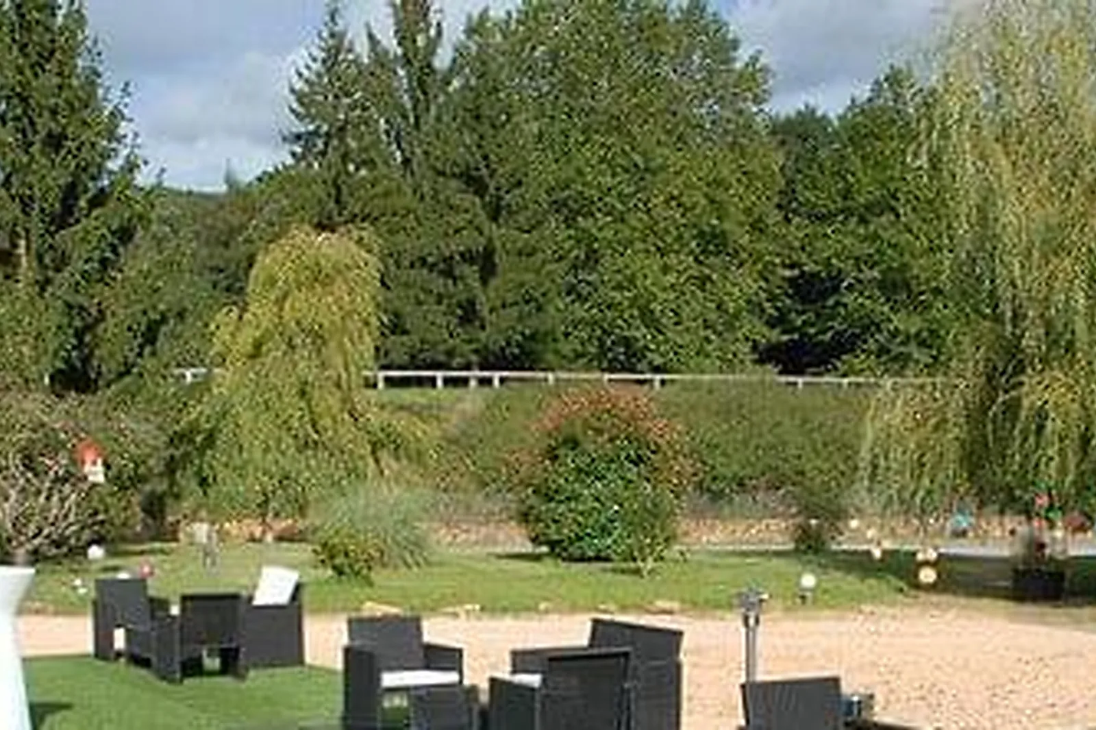 Lieux événementiels, DOMAINE DES PIERRES DORÉES