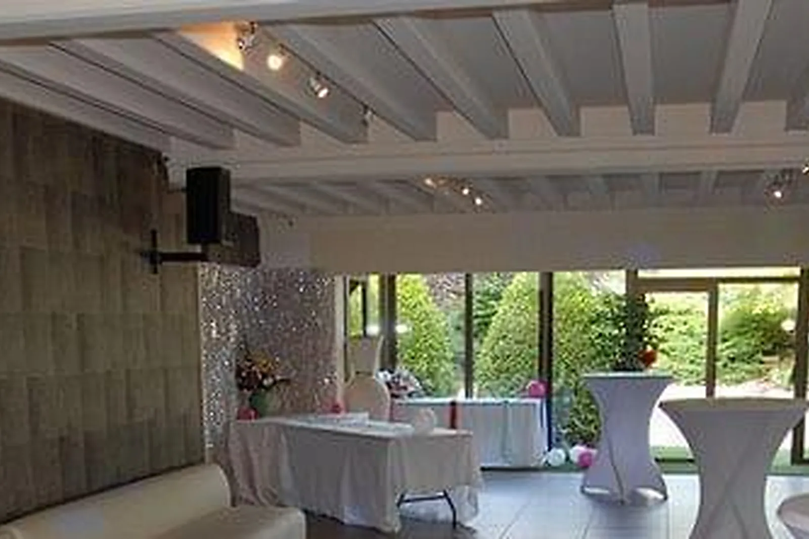 Lieux événementiels, DOMAINE DES PIERRES DORÉES