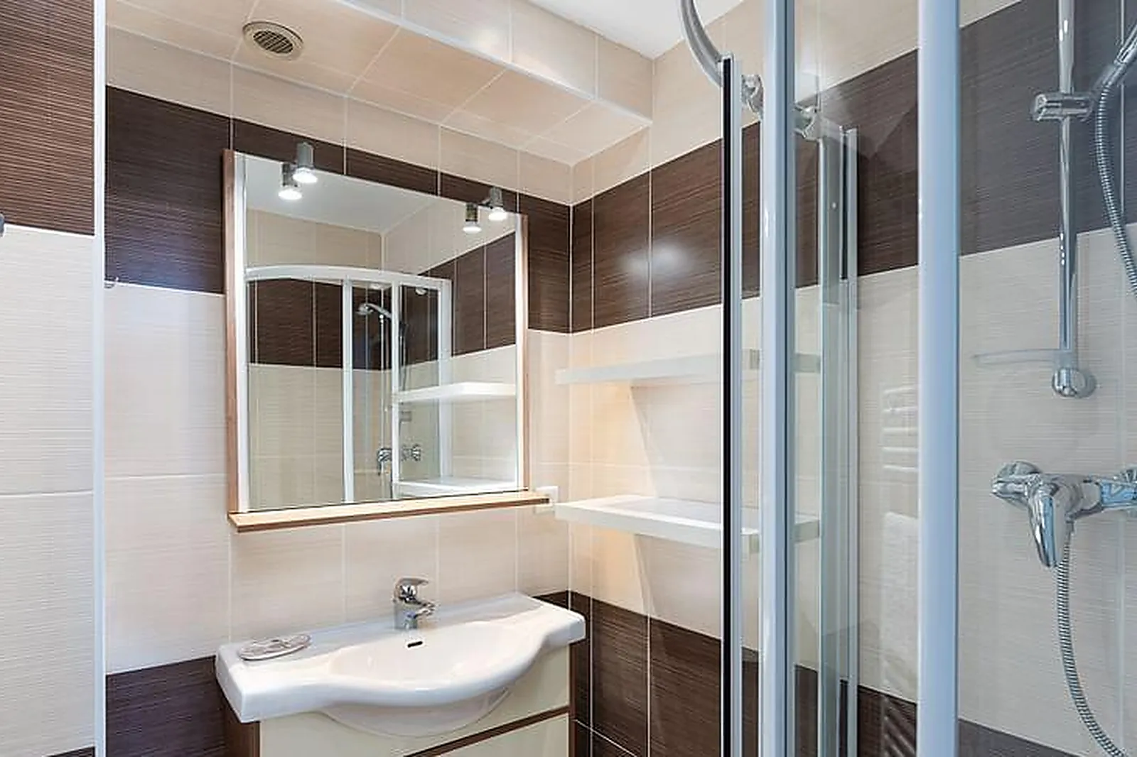 Lieux événementiels, CHÂTEAU DE BRÉLIDY