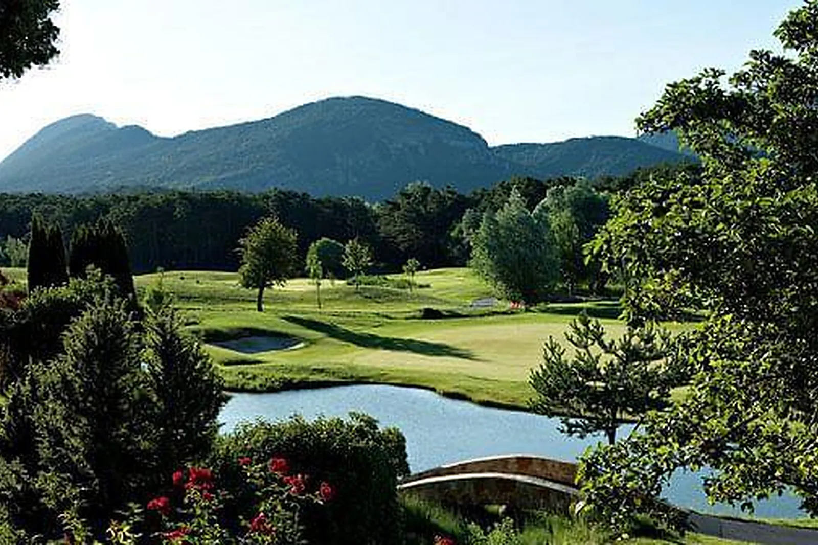 Lieux événementiels, DOMAINE DU CHÂTEAU DE TAULANE ****