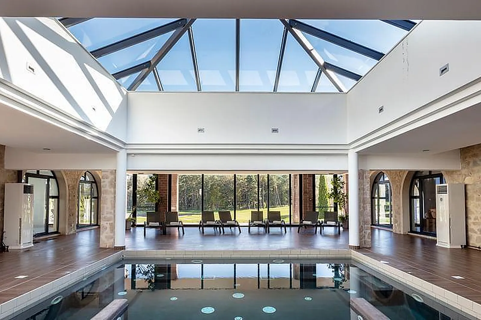 Lieux événementiels, DOMAINE DU CHÂTEAU DE TAULANE ****