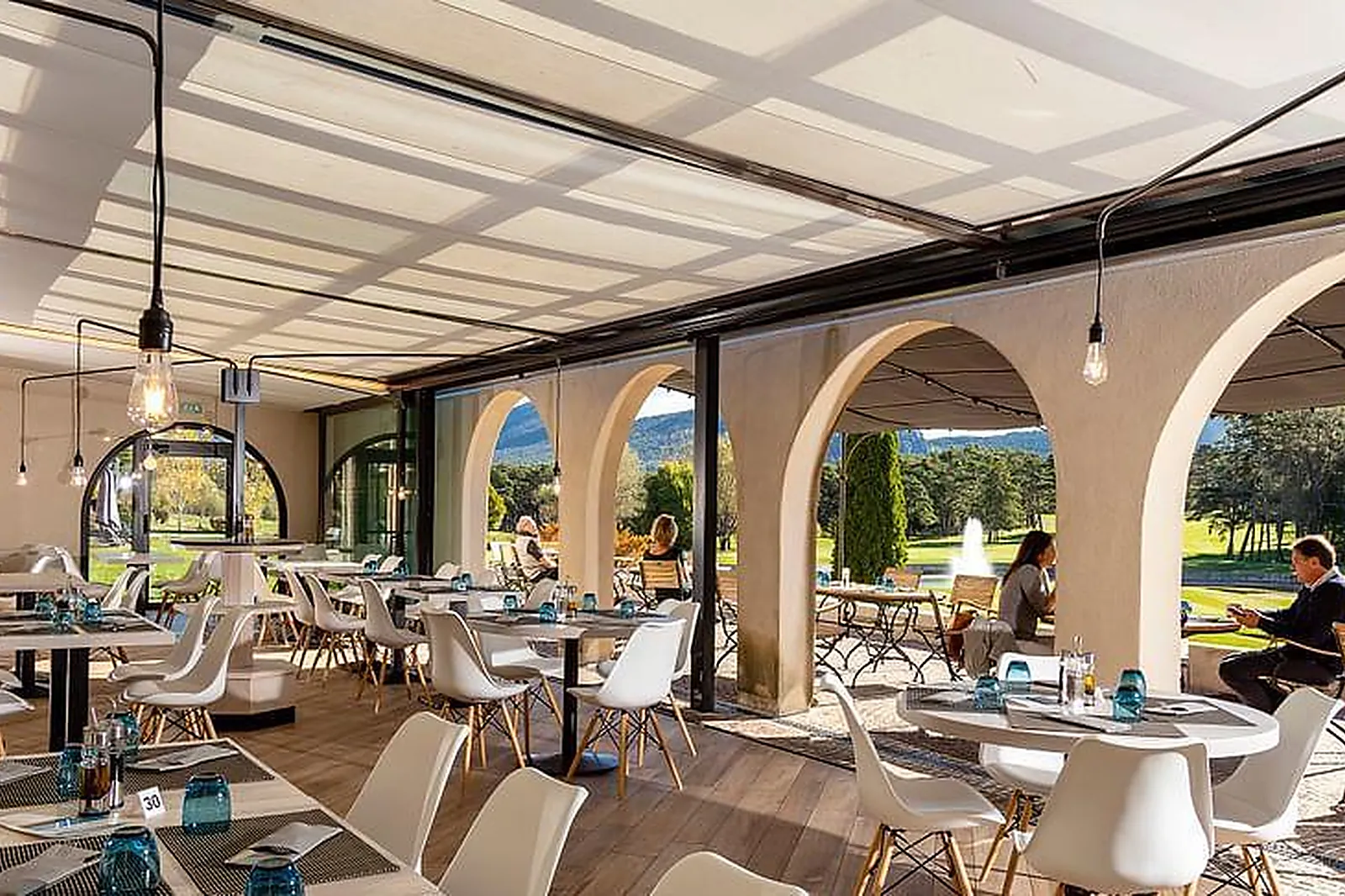 Lieux événementiels, DOMAINE DU CHÂTEAU DE TAULANE ****