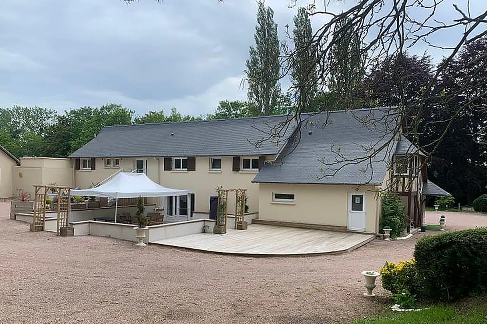 Lieux événementiels, LE LIL