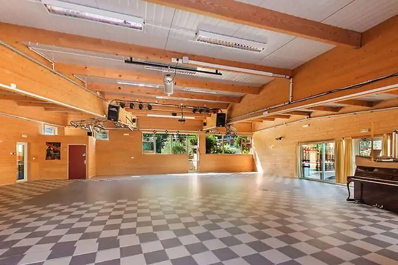 Lieux événementiels, DOMAINE ENTRE MER ET FORÊT