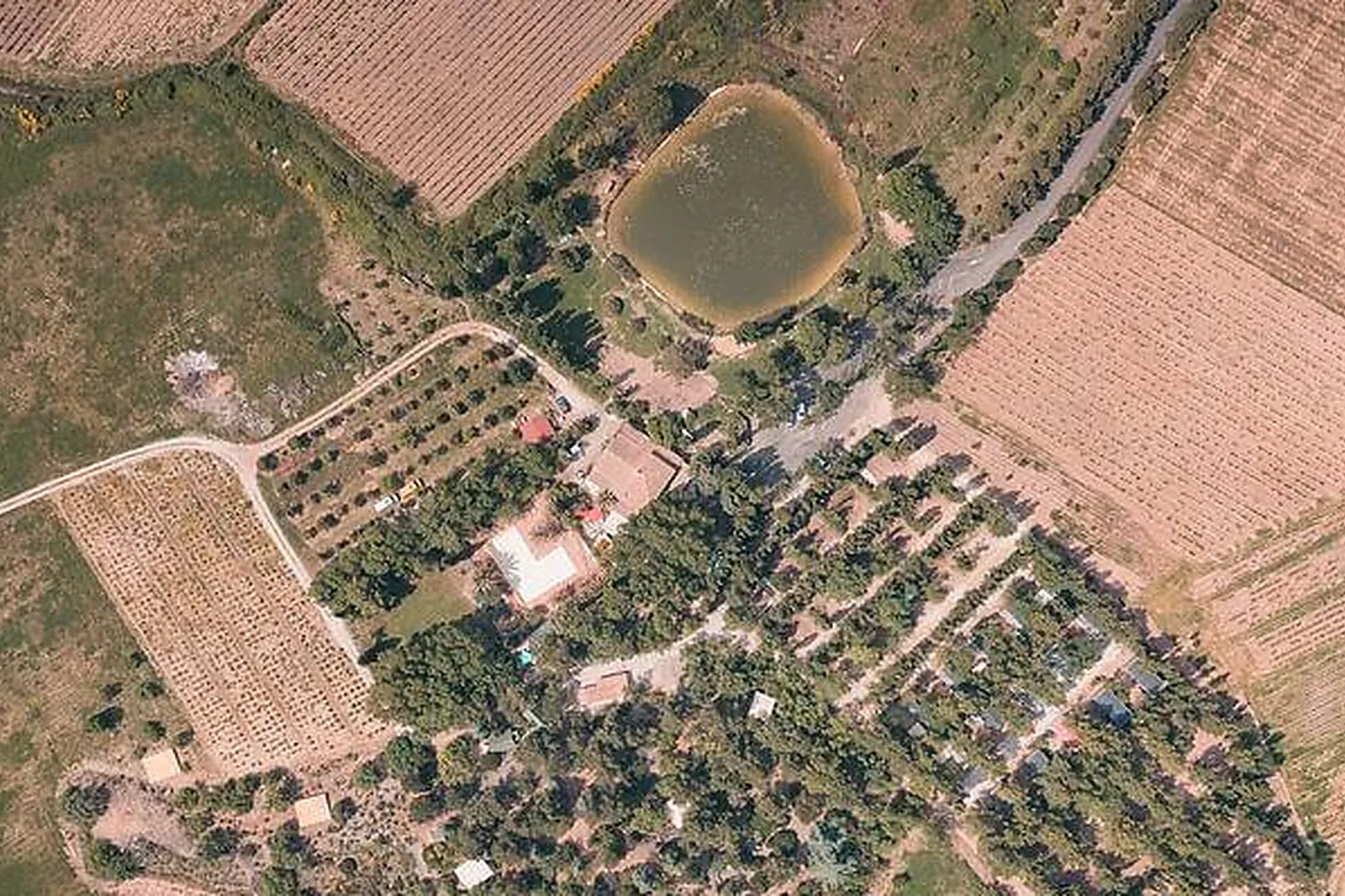 Lieux événementiels, DOMAINE LA PEIRIERE