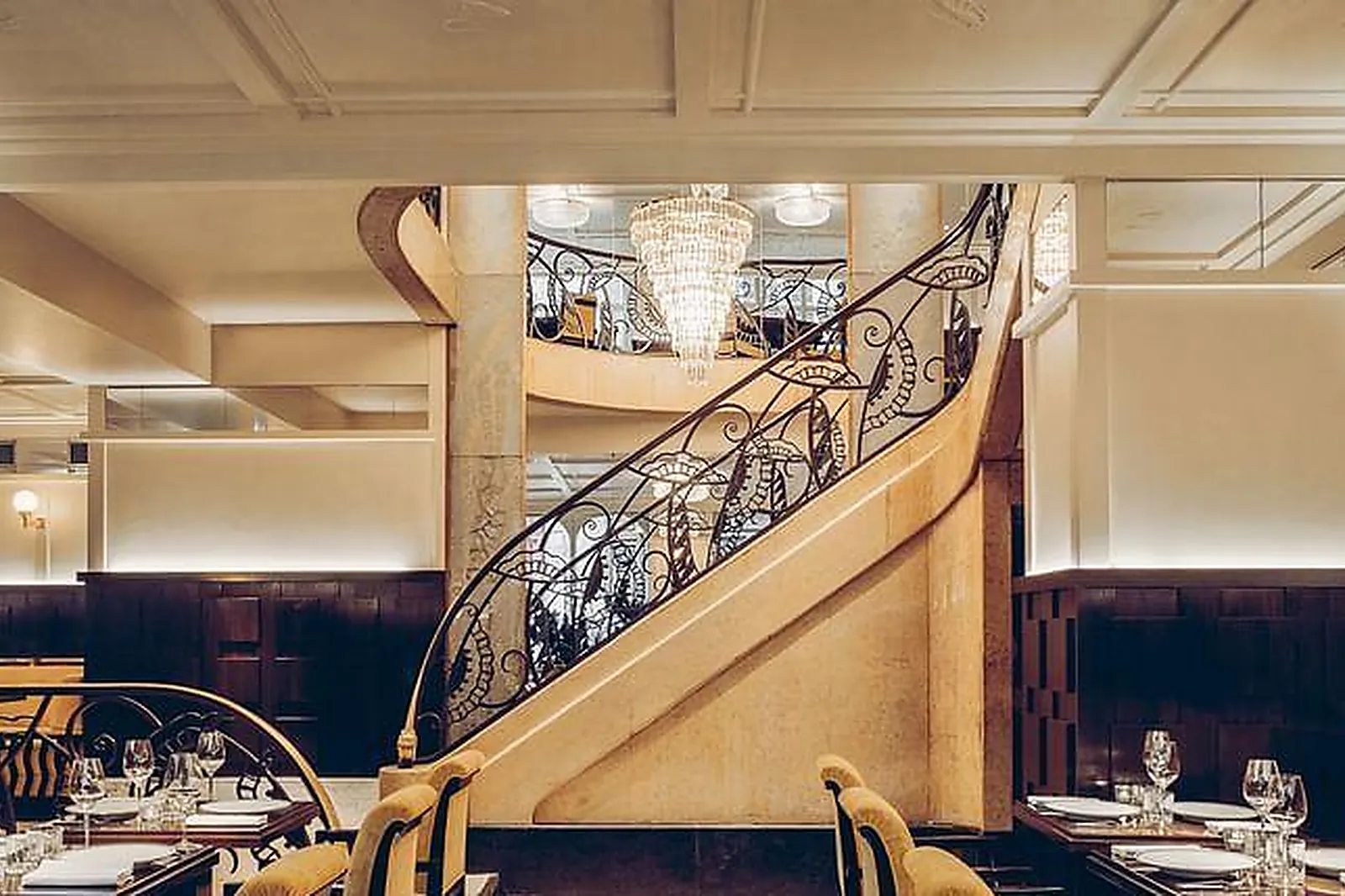 Lieux événementiels, DROUANT