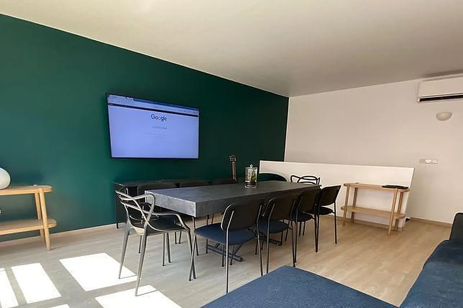 Lieux événementiels, HELLOW - RICHER