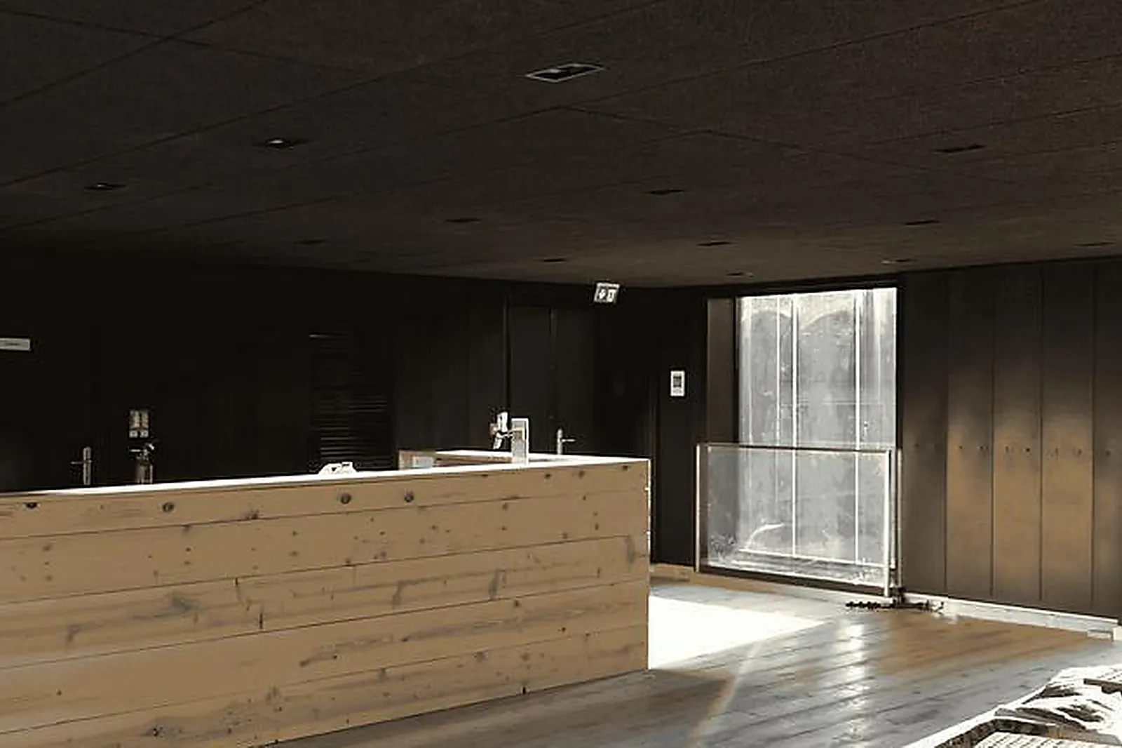 Lieux événementiels, ONLY ENCHÈRES