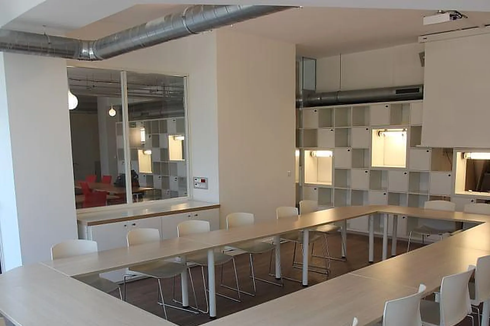 Lieux événementiels, ESSPACE