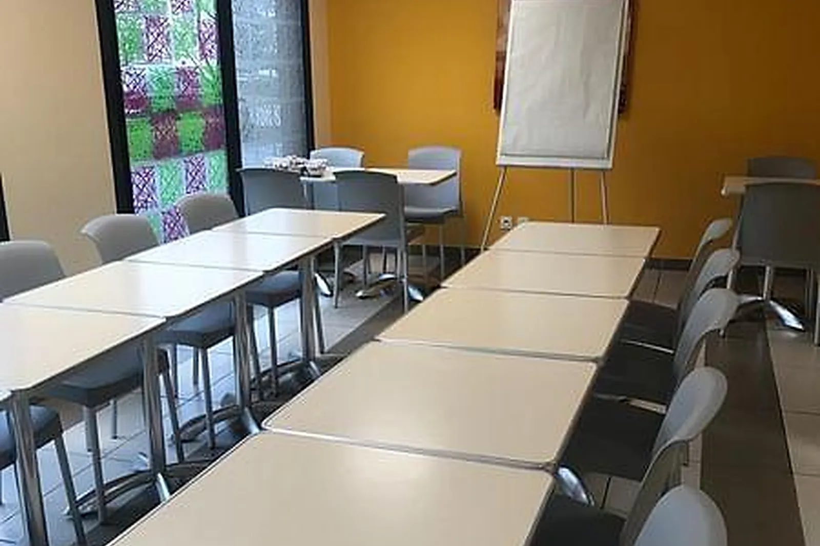 Lieux événementiels, EASTLODGE LYON EST EUREXPO ***