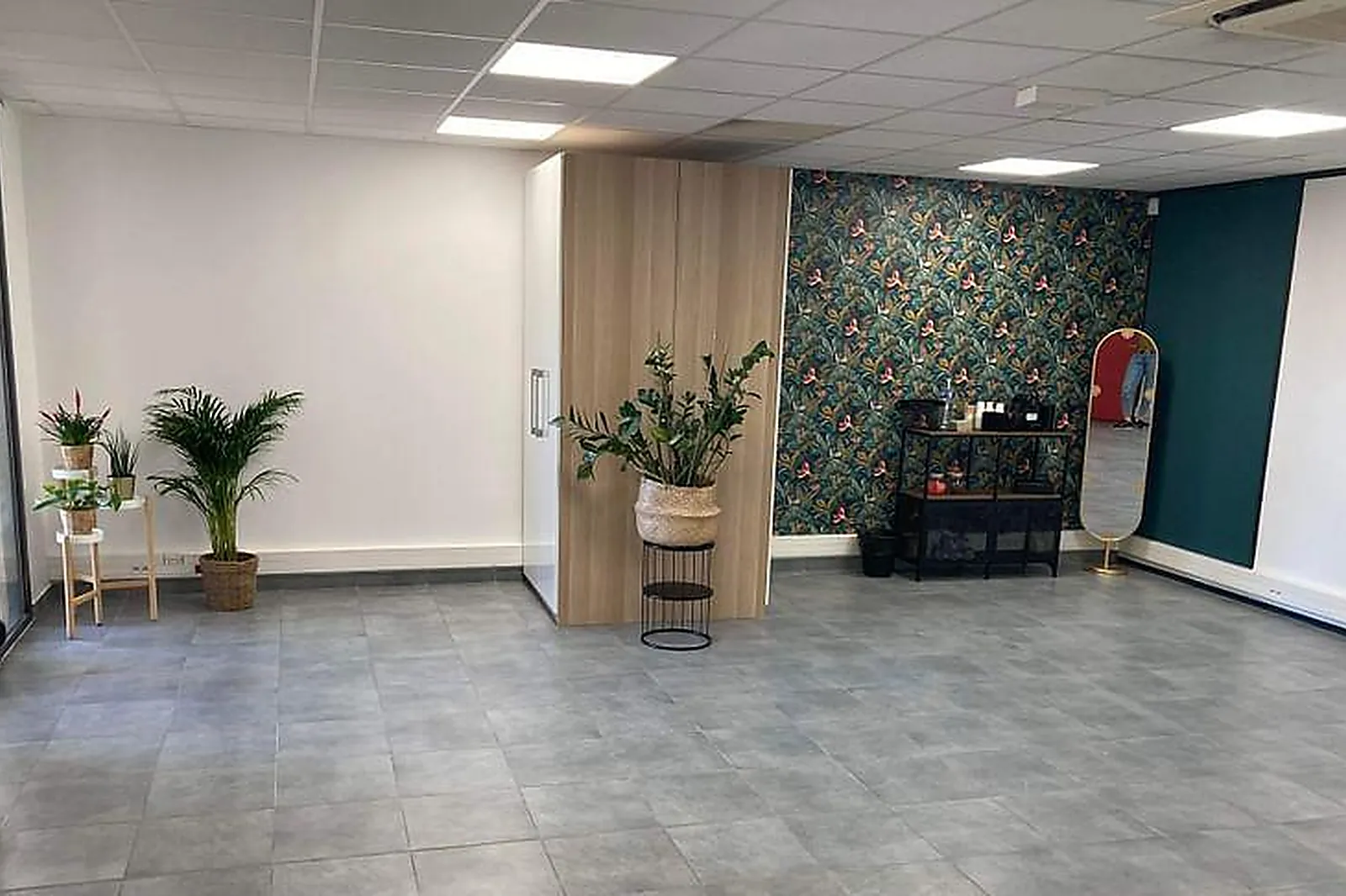 Lieux événementiels, ECOLE DES MÉTIERS DE LA COIFFURE