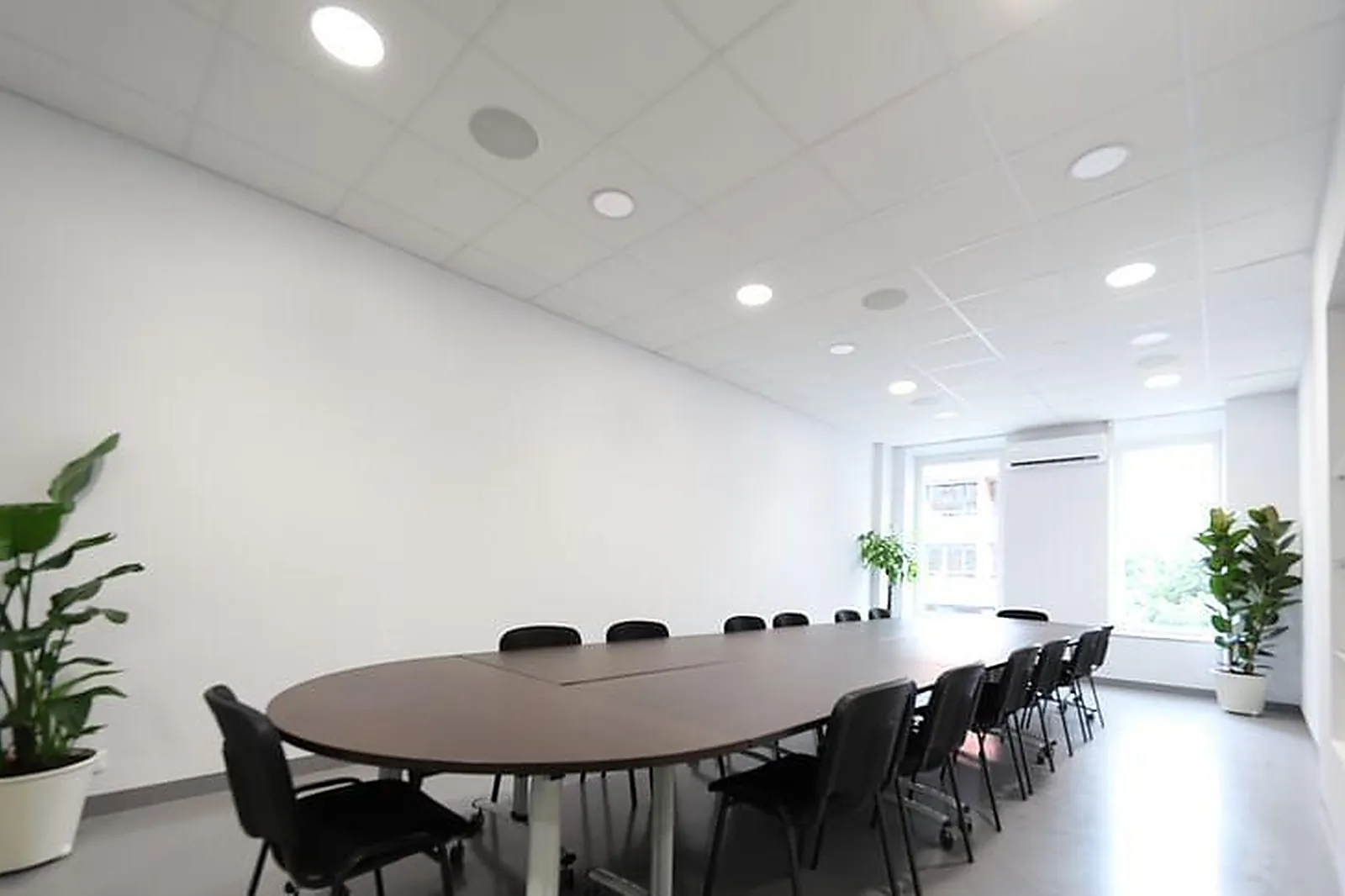 Lieux événementiels, EDEN SERVICE DOMICILIATION LOCATION DE SALLES