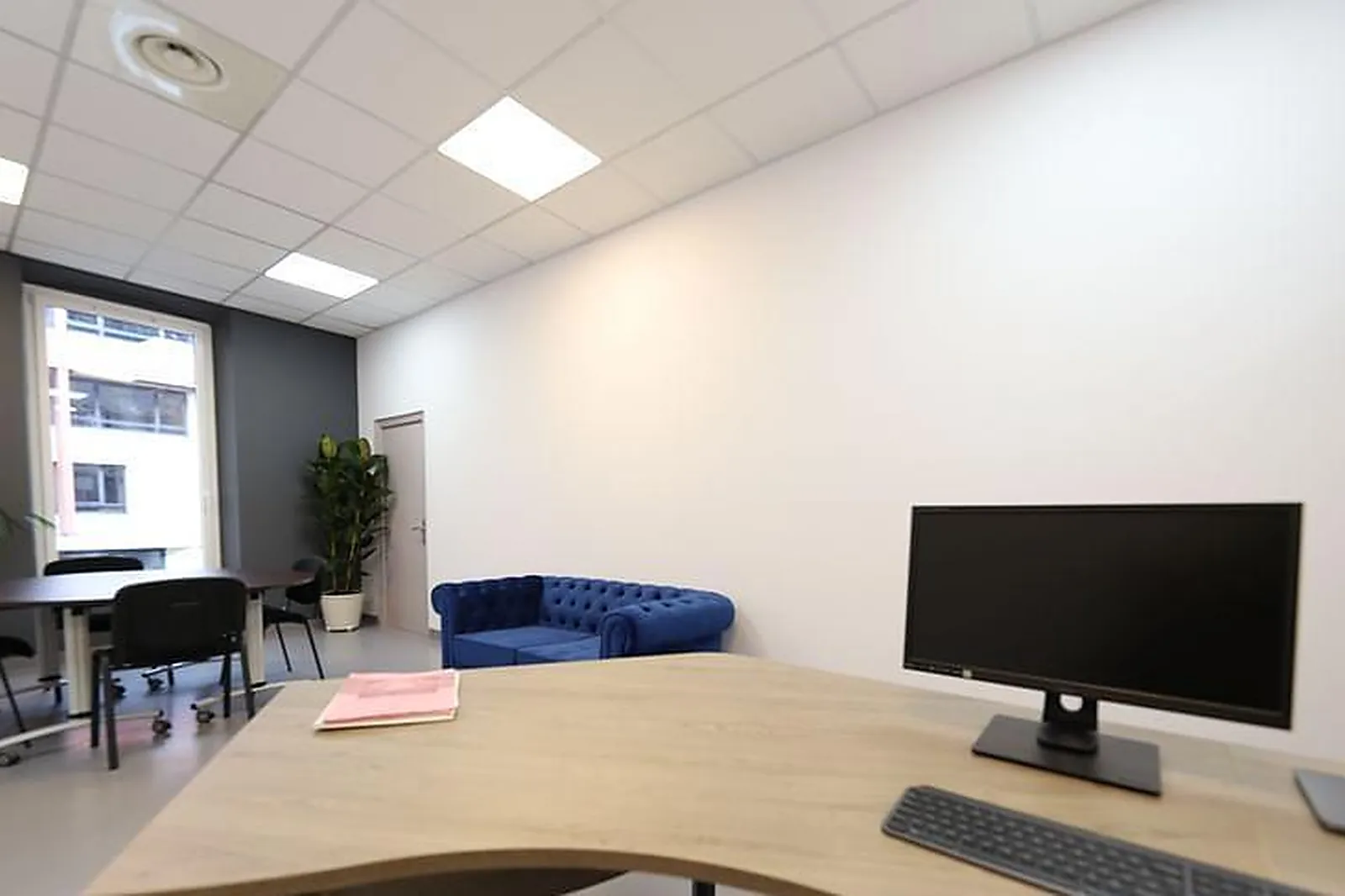 Lieux événementiels, EDEN SERVICE DOMICILIATION LOCATION DE SALLES