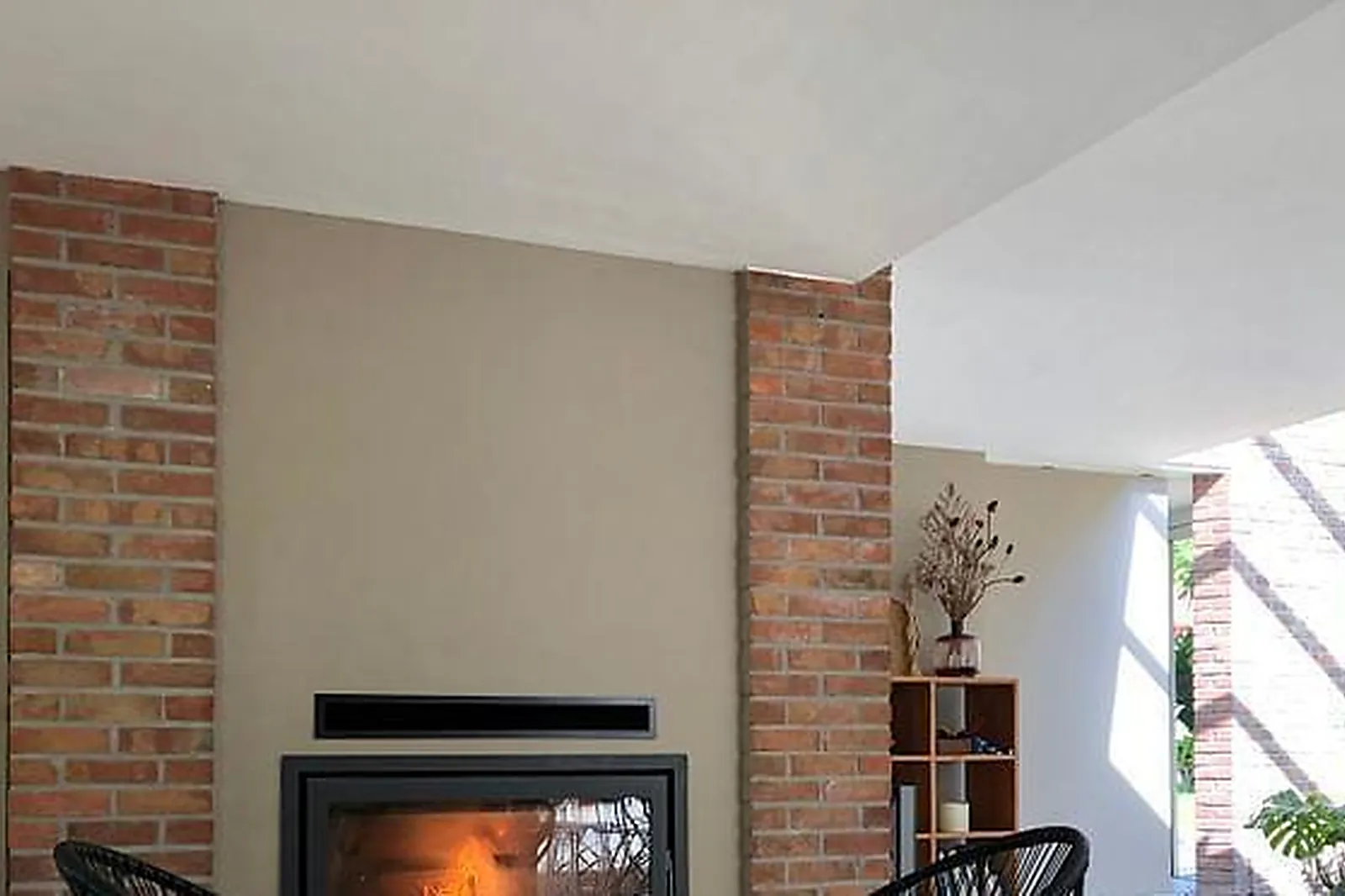 Lieux événementiels, ENTRE PARENTHÈSES