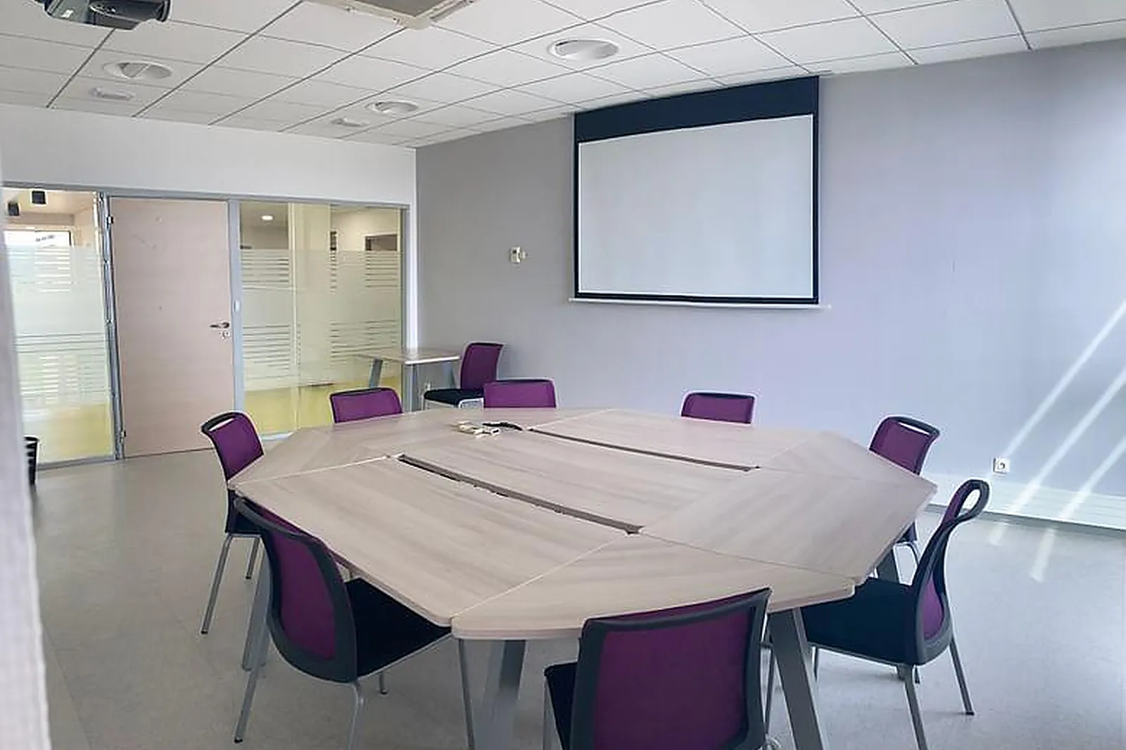 Lieux événementiels, BUROCLUB SENLIS