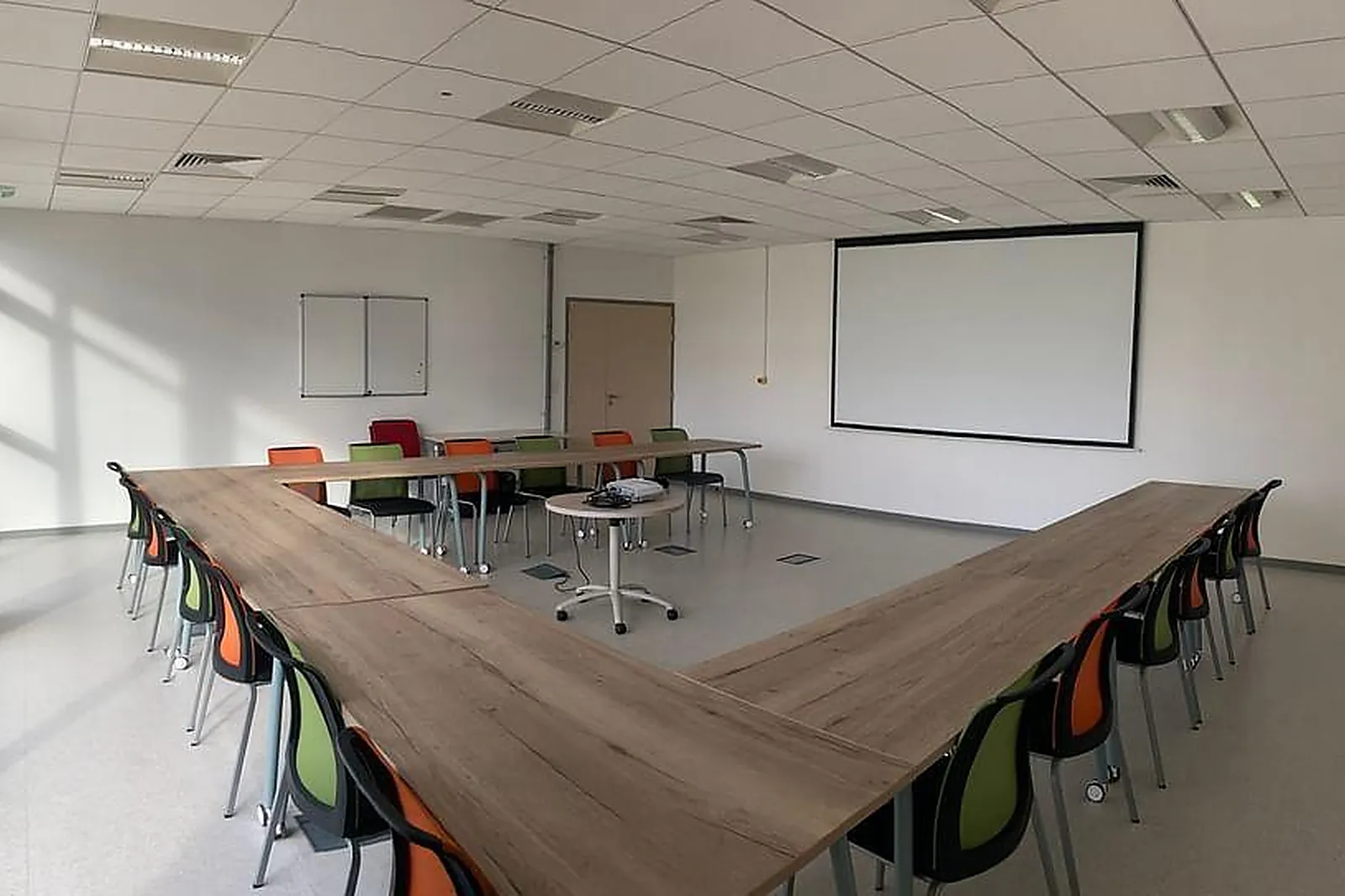 Lieux événementiels, BUROCLUB SENLIS