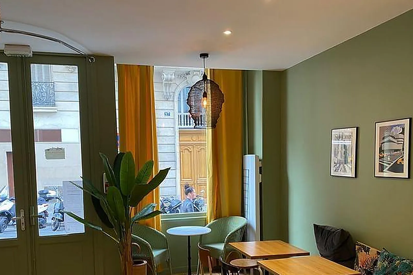 Lieux événementiels, ERNESTINE CAFÉ