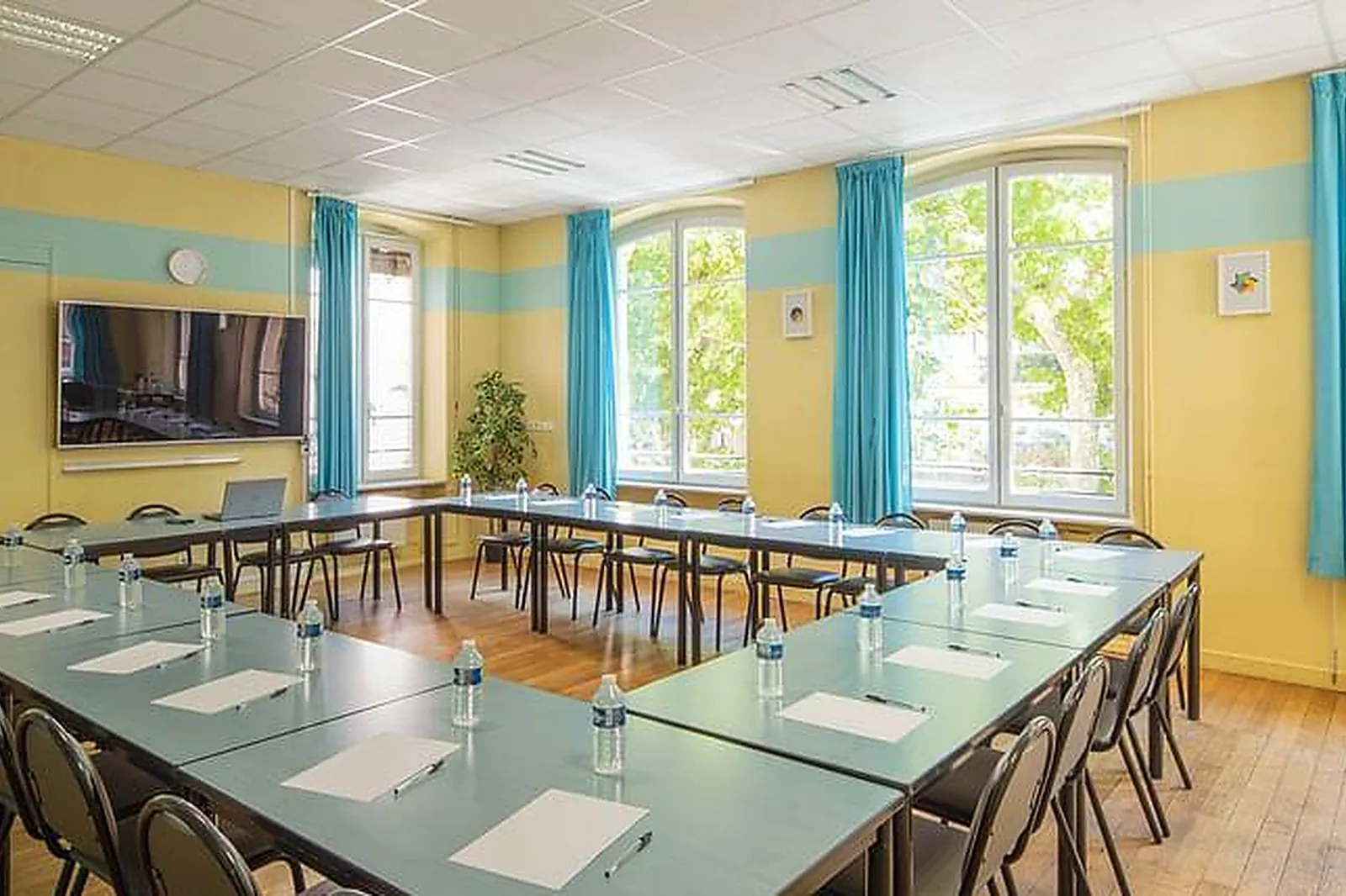 Lieux événementiels, ESCALE LYONNAISE