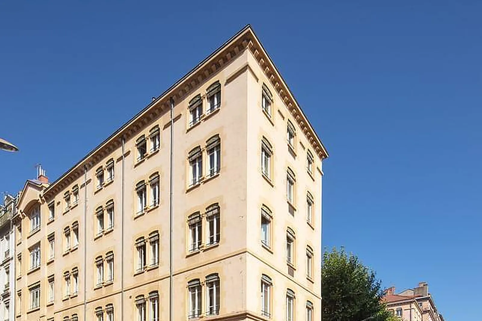 Lieux événementiels, ESCALE LYONNAISE