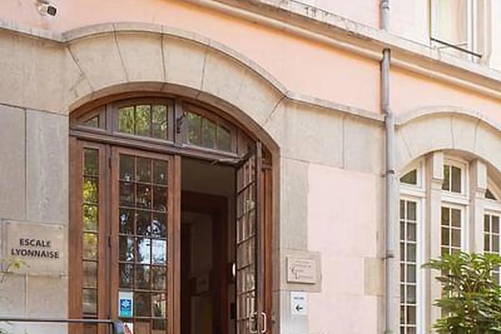 Lieux événementiels, ESCALE LYONNAISE