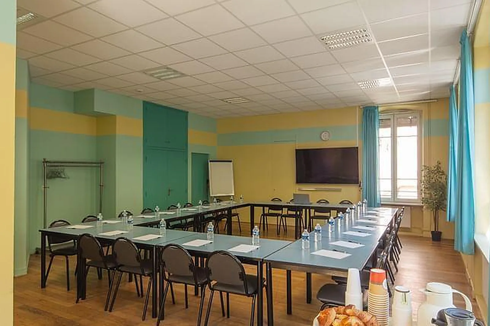 Lieux événementiels, ESCALE LYONNAISE