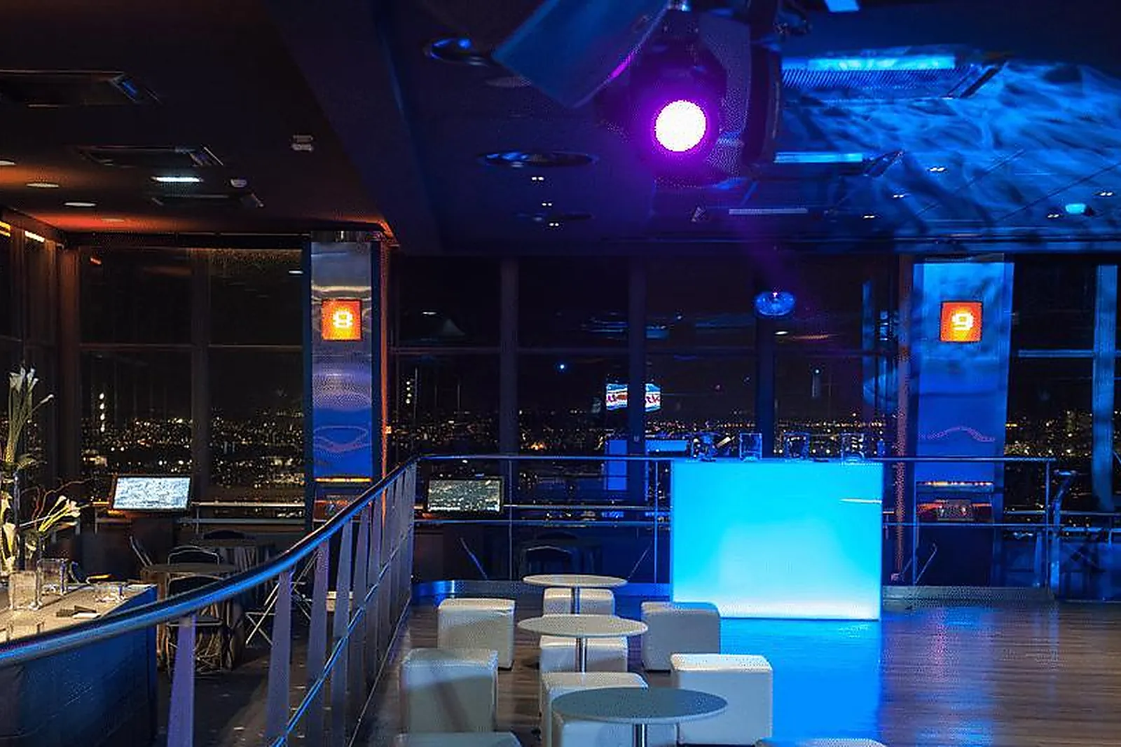 Lieux événementiels, ESPACE 56 / ROOFTOP MONTPARNASSE