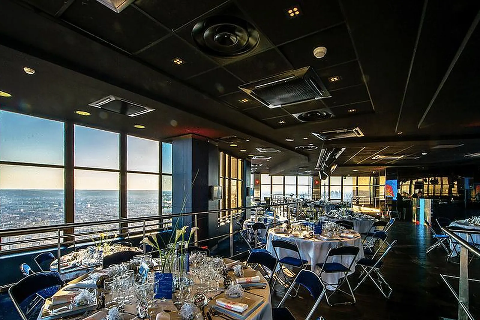 Lieux événementiels, ESPACE 56 / ROOFTOP MONTPARNASSE