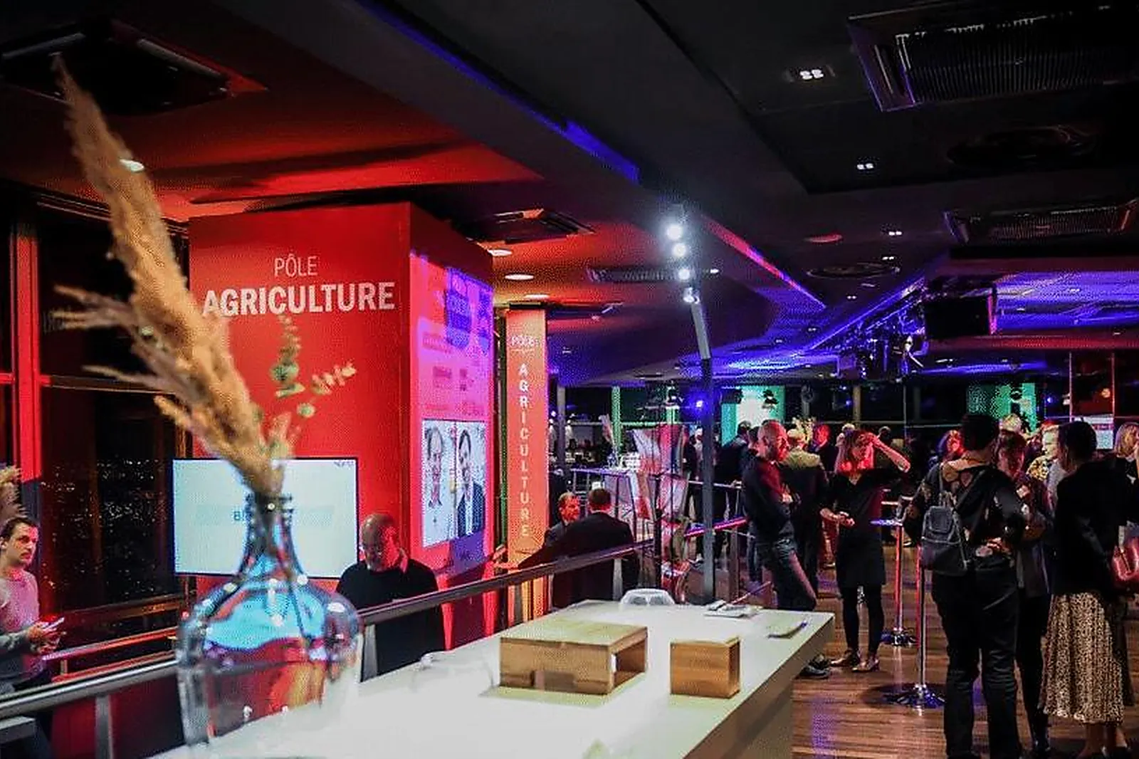 Lieux événementiels, ESPACE 56 / ROOFTOP MONTPARNASSE