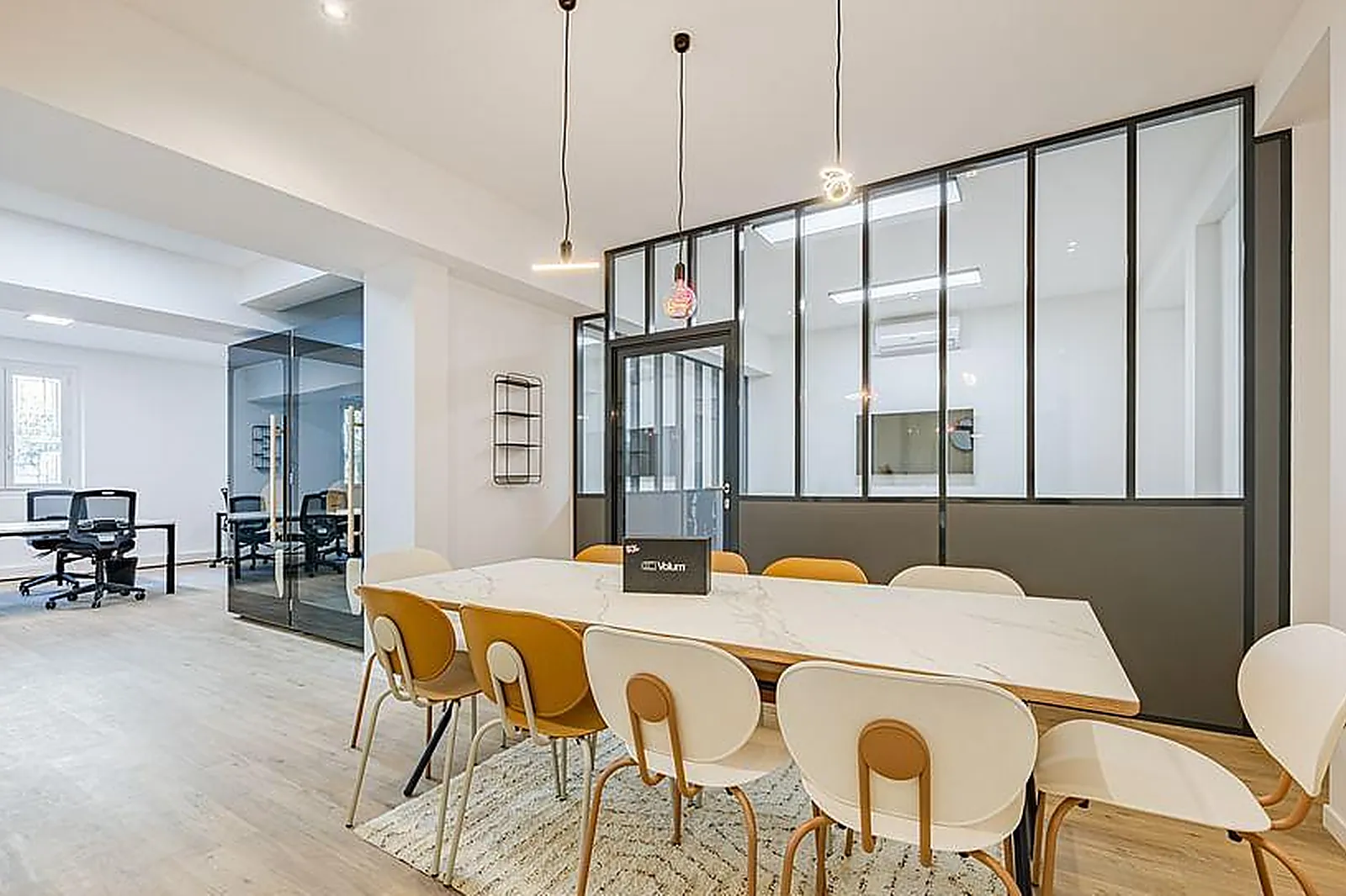 Lieux événementiels, LEONARD OFFICE