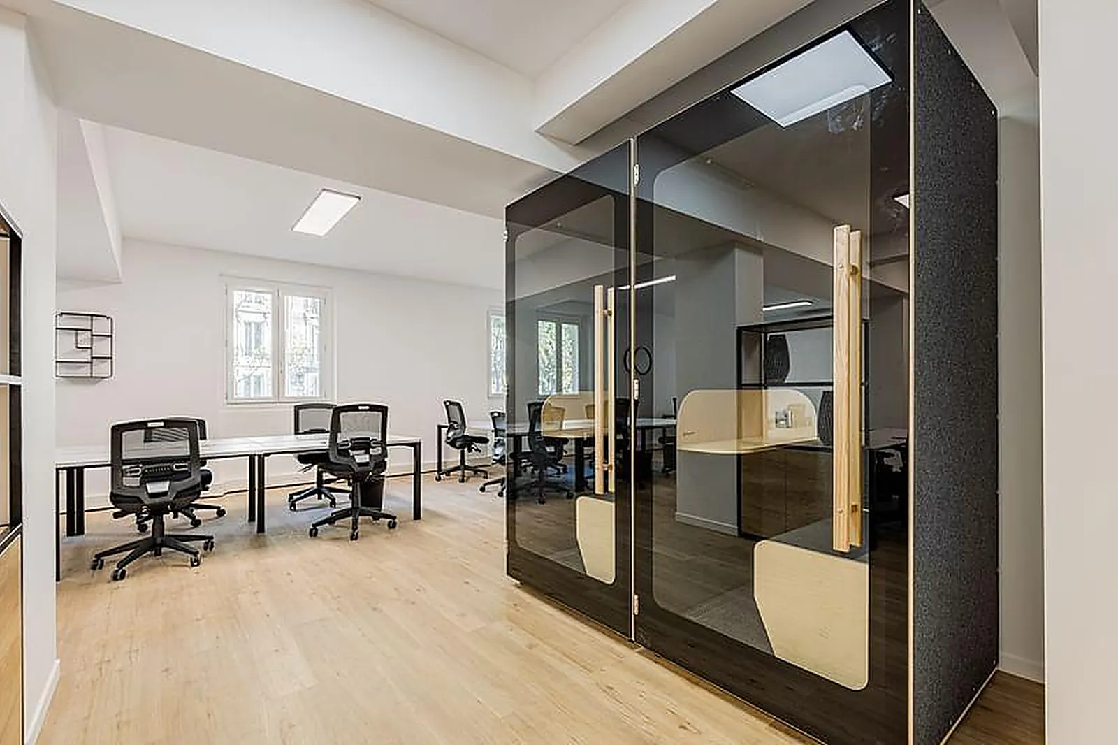 Lieux événementiels, LEONARD OFFICE