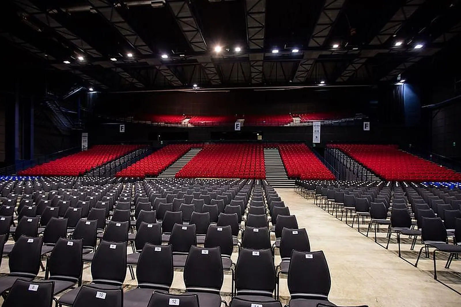 Lieux événementiels, ESPACE CARAT - PARC DES EXPOSITIONS ET DES CONGRÈS ANGOULÊME