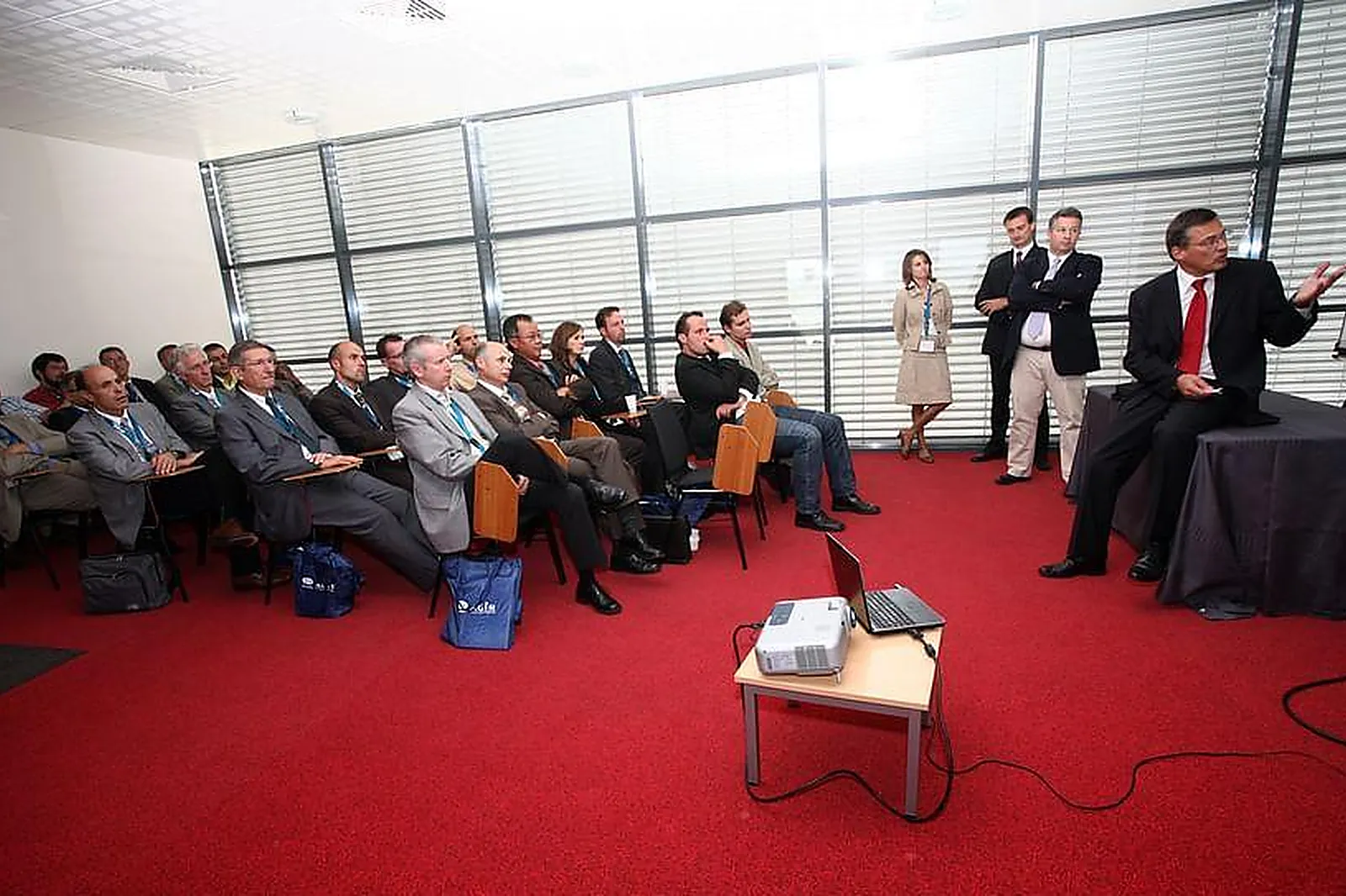 Lieux événementiels, ESPACE CARAT - PARC DES EXPOSITIONS ET DES CONGRÈS ANGOULÊME