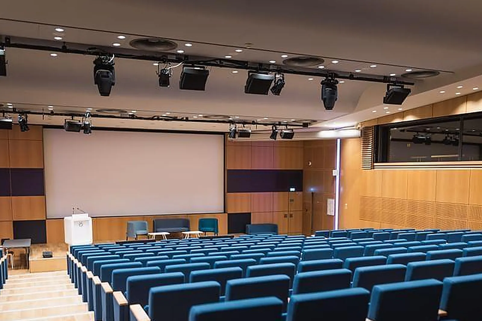 Lieux événementiels, ESPACE CENTENAIRE