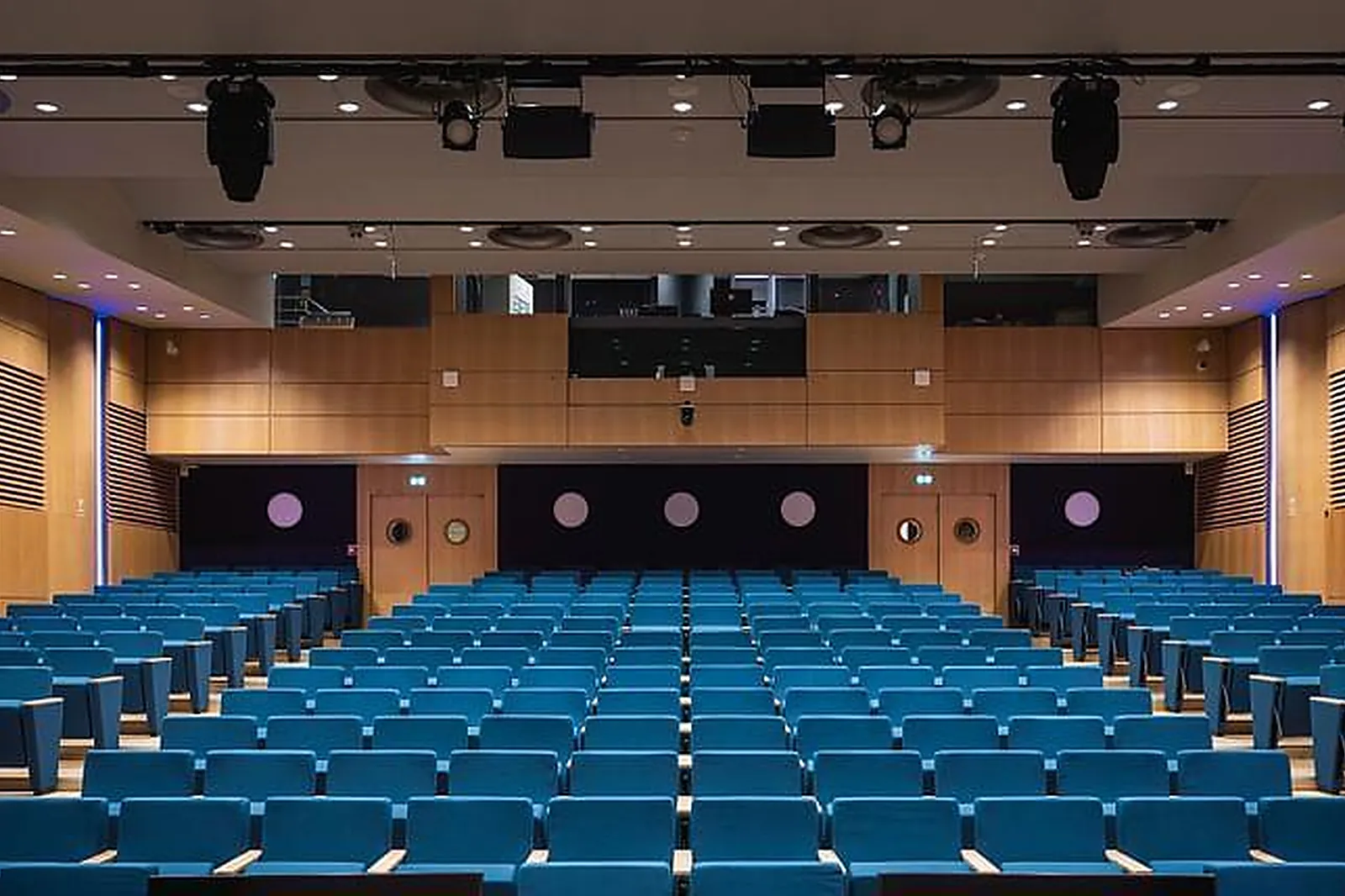 Lieux événementiels, ESPACE CENTENAIRE