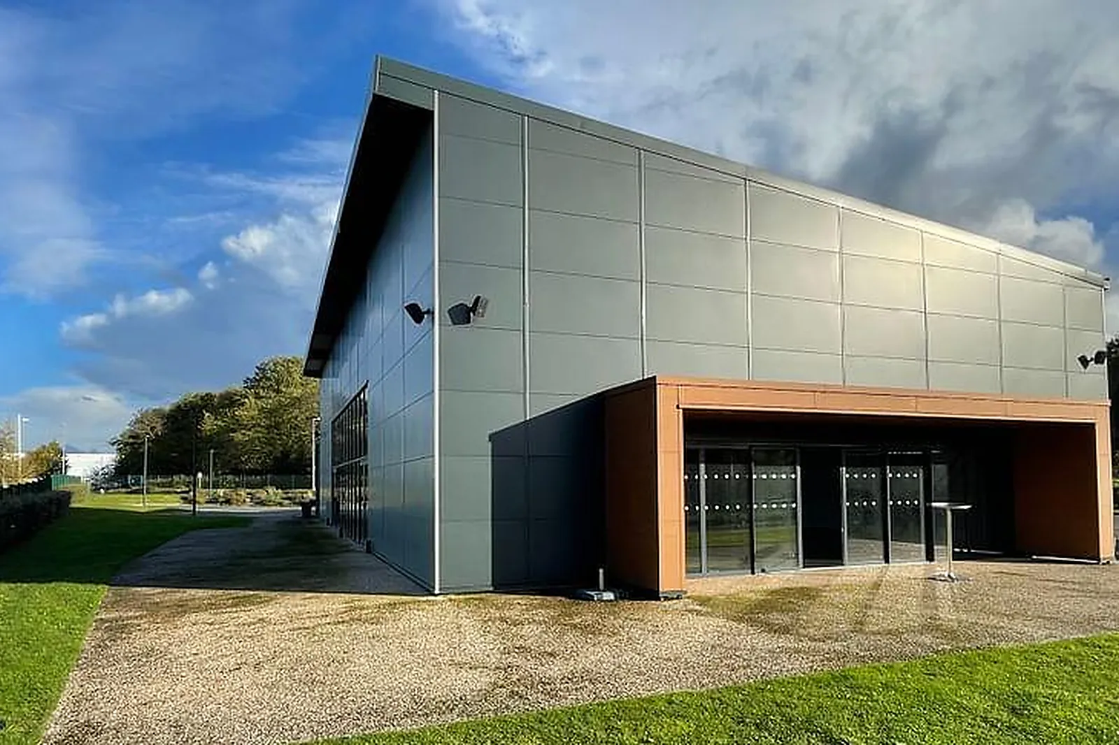 Lieux événementiels, ESPACE CHANTEMELLES ORLÉANS NORD