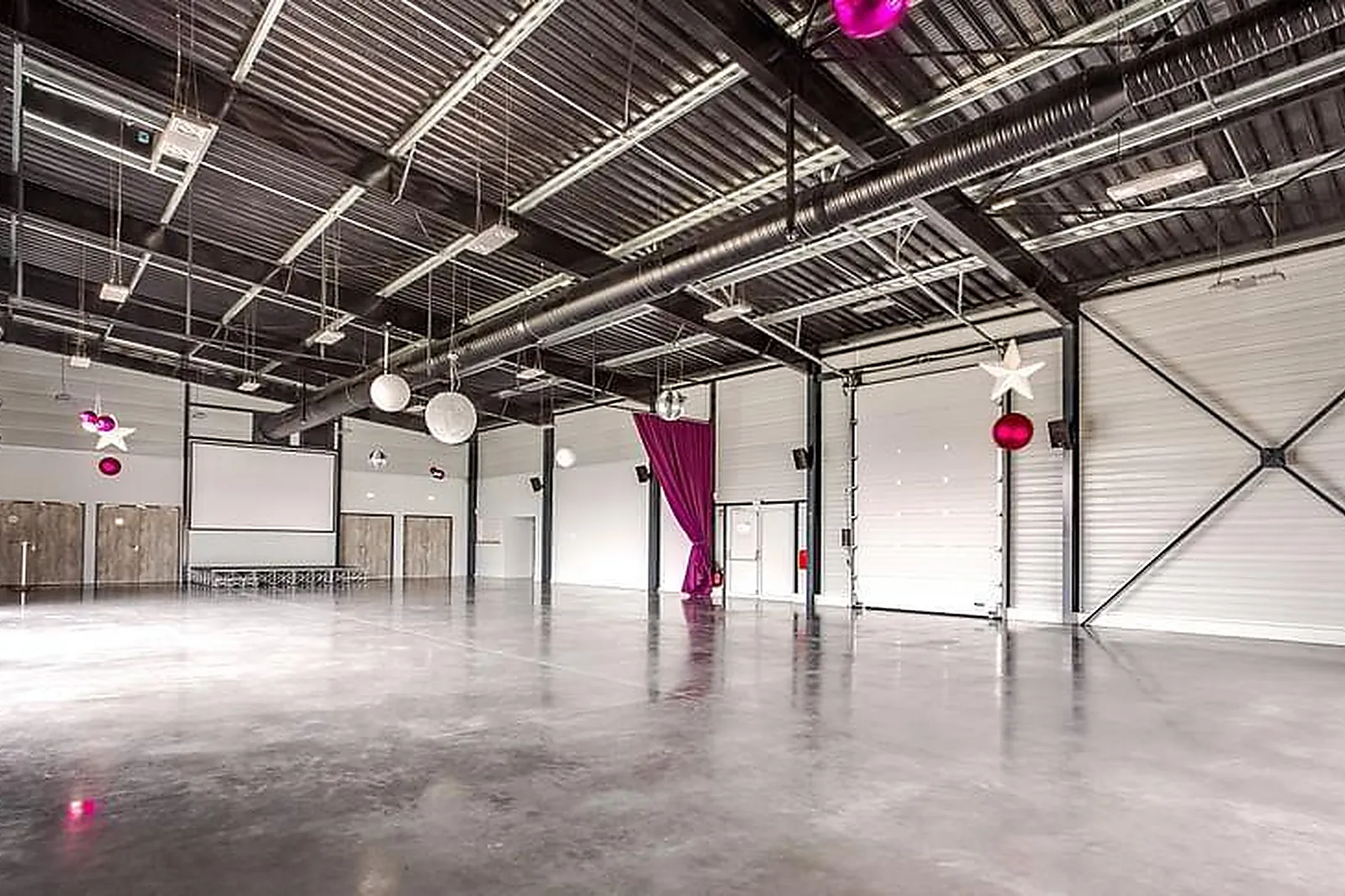 Lieux événementiels, ESPACE CHANTEMELLES ORLÉANS NORD