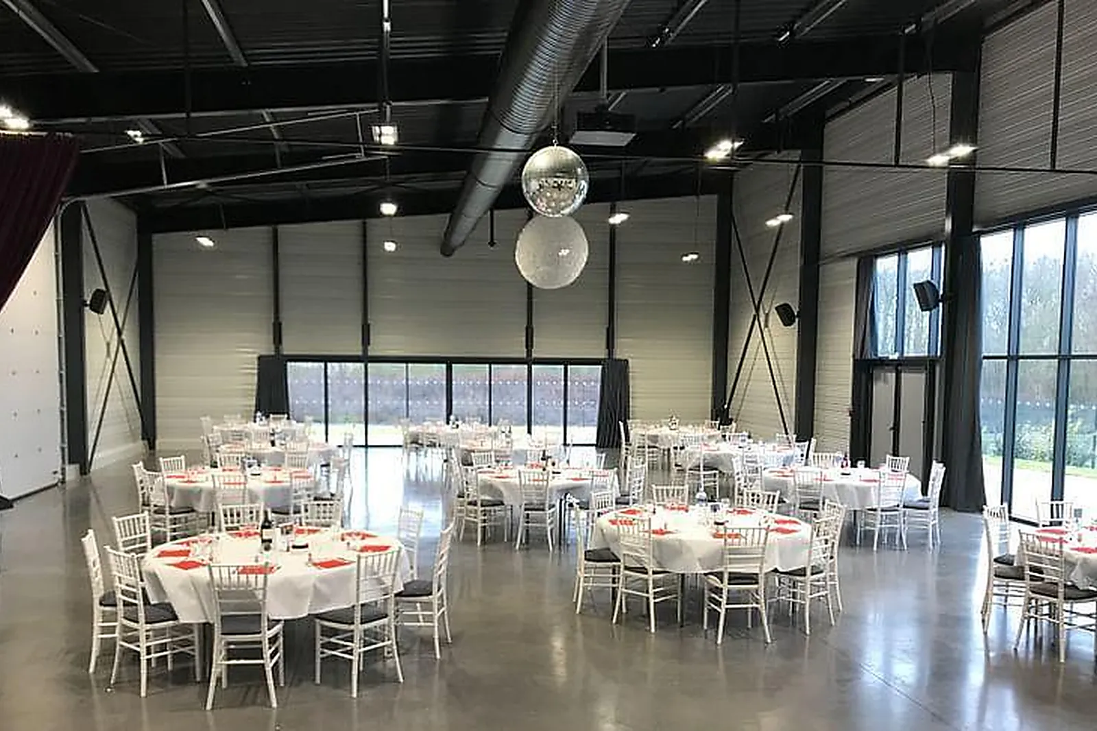 Lieux événementiels, ESPACE CHANTEMELLES ORLÉANS NORD