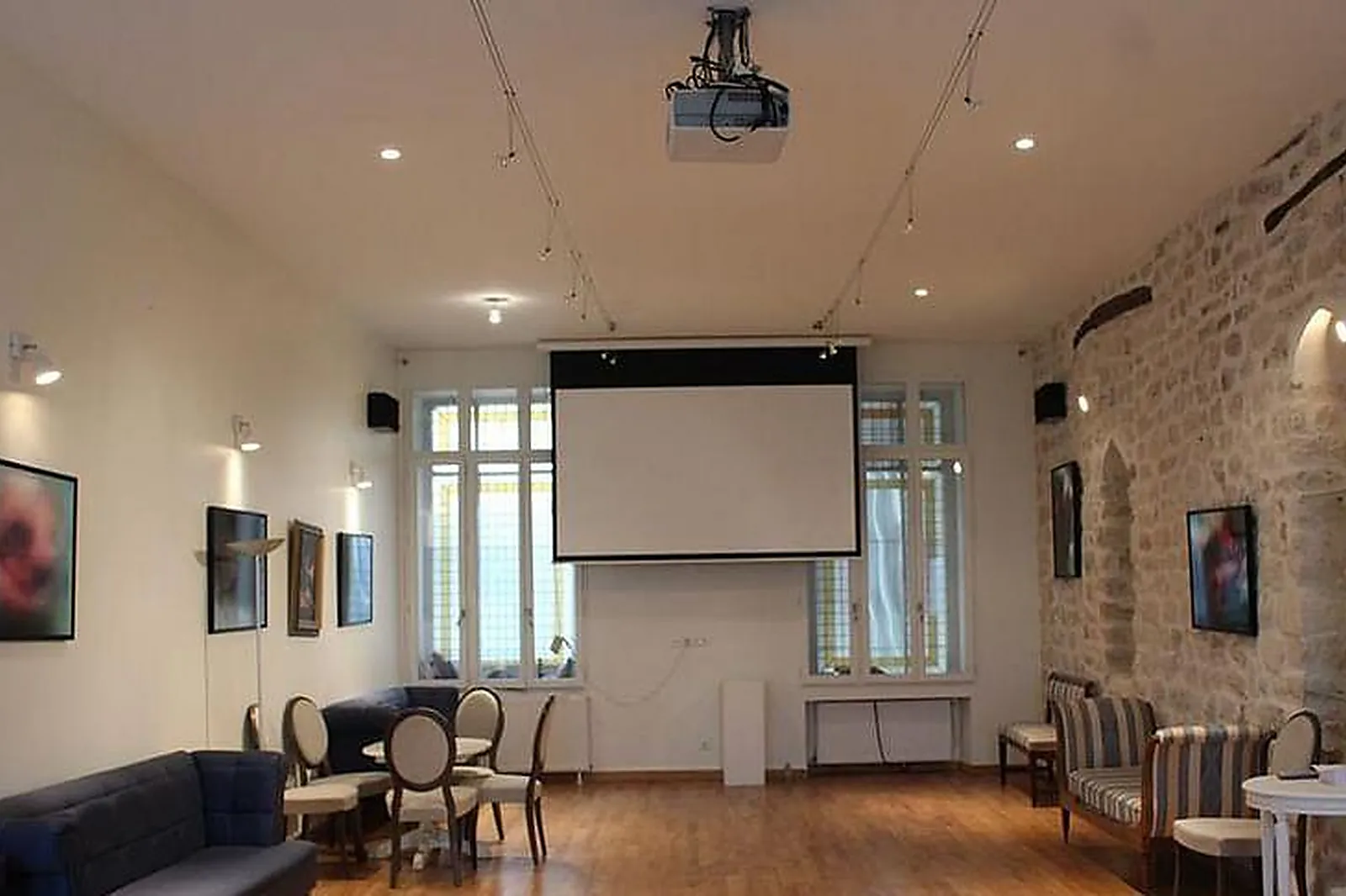 Lieux événementiels, ESPACE CLAN DESTIN