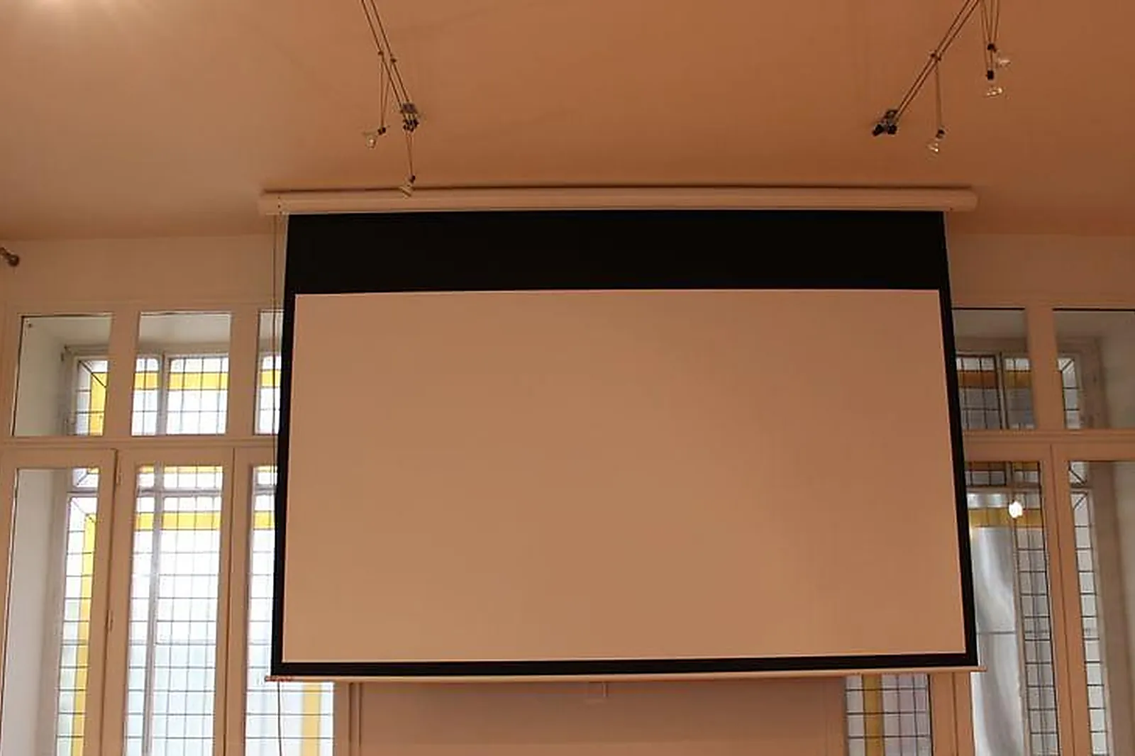 Lieux événementiels, ESPACE CLAN DESTIN