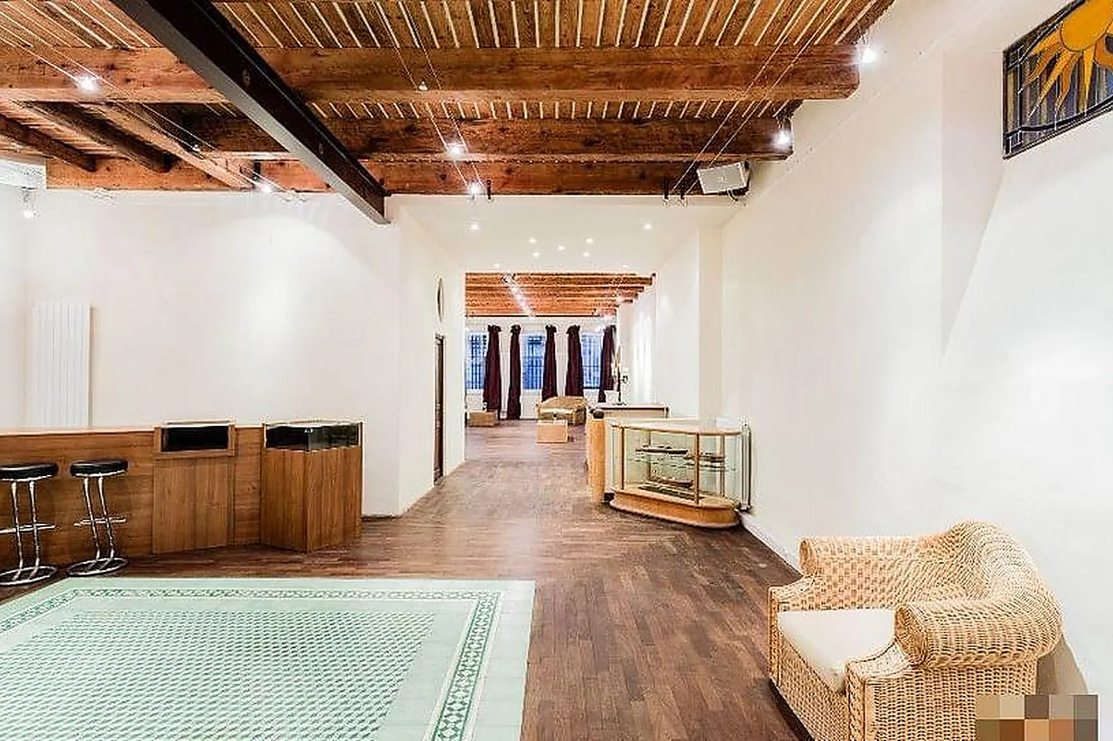 Lieux événementiels, ESPACE CÔTÉ CALANQUES