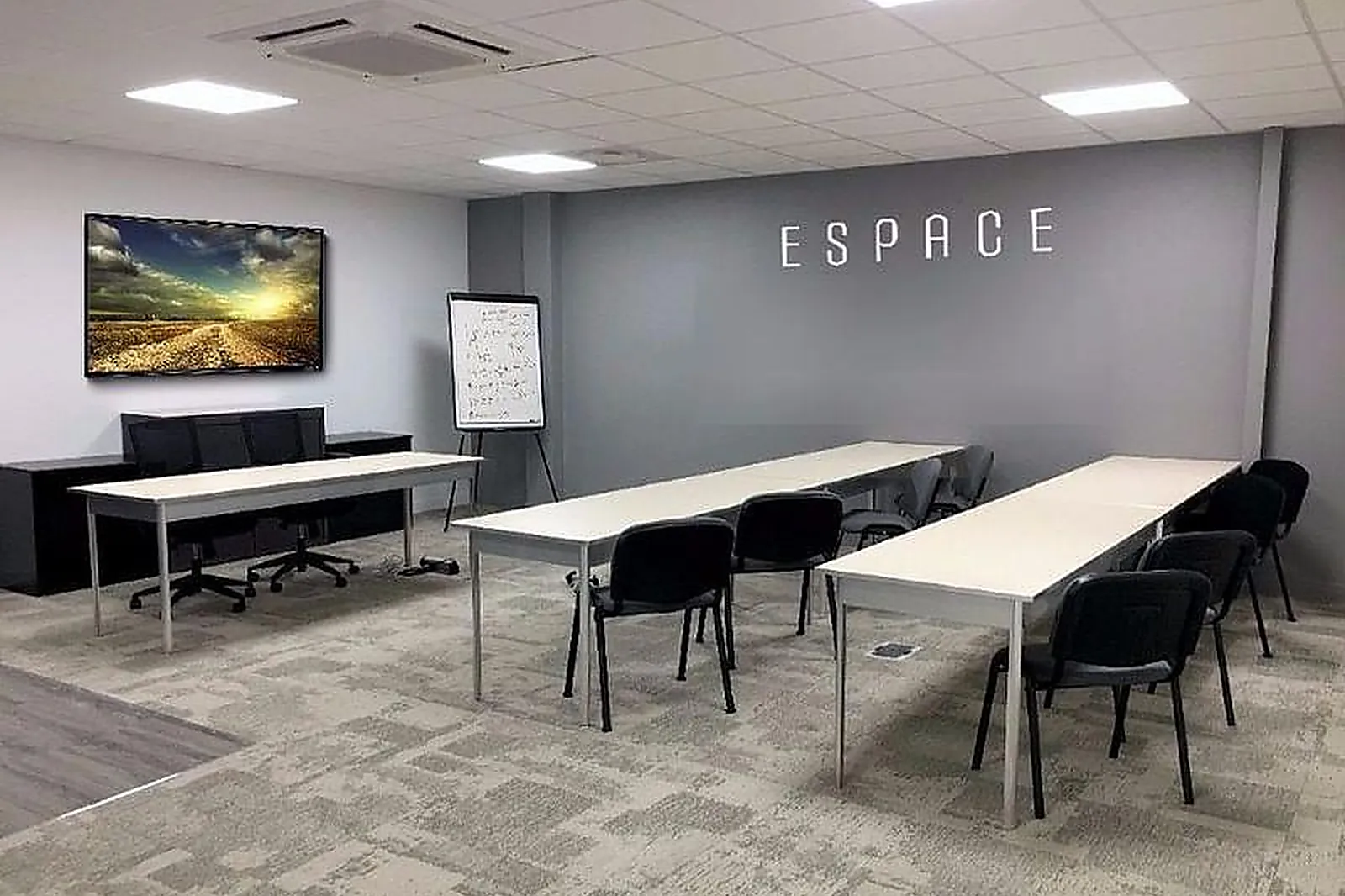 Lieux événementiels, ESPACE GARLANDE